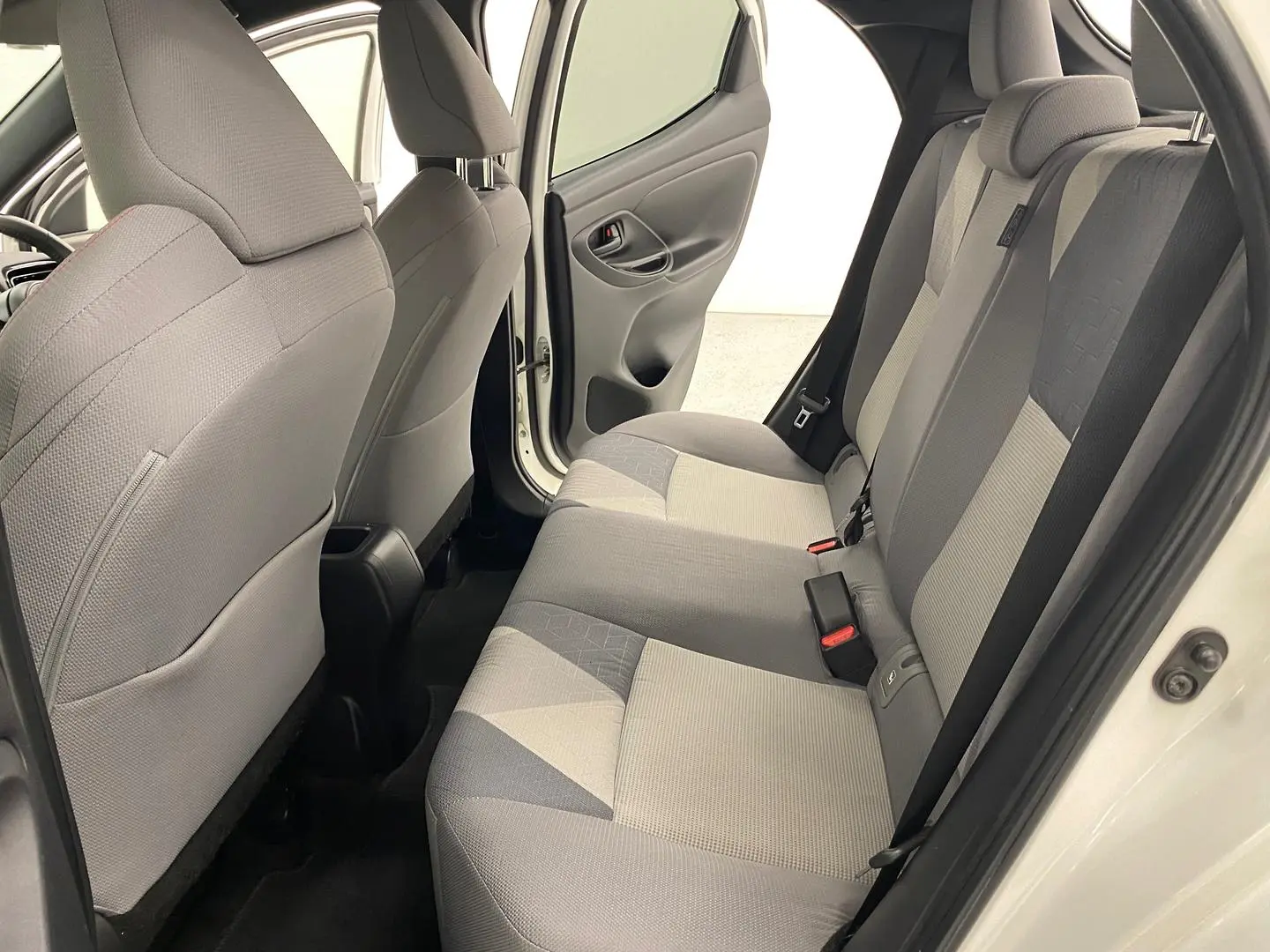 2020 Toyota Yaris Gallery Image 19