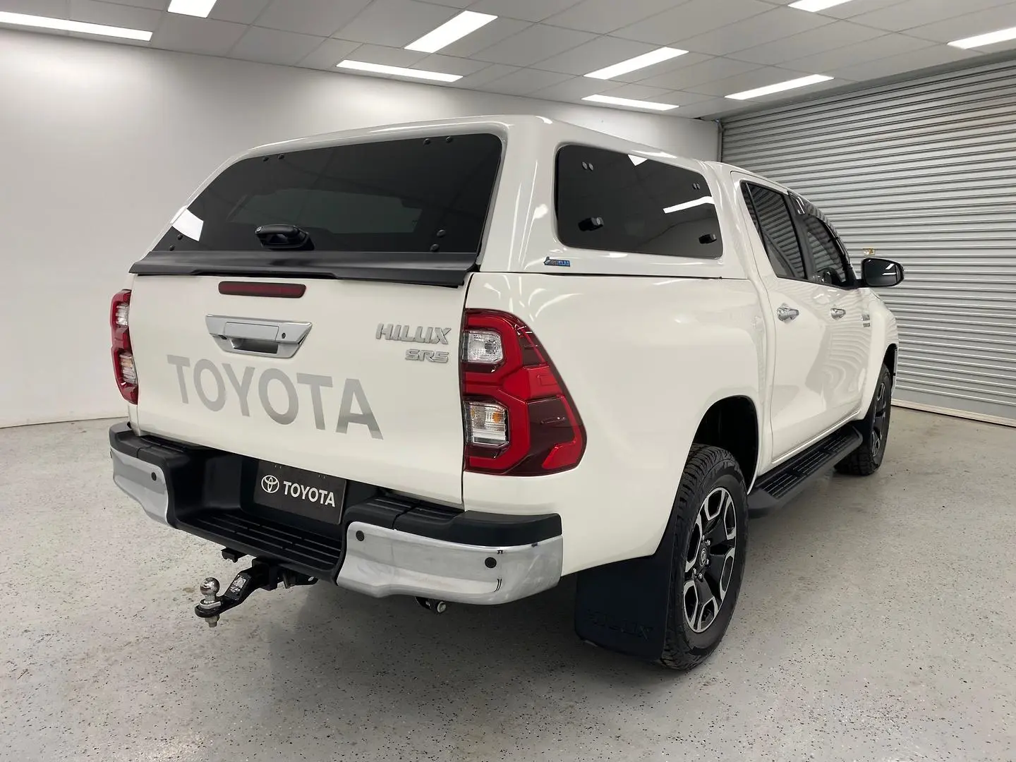 2020 Toyota Hilux Gallery Image 3