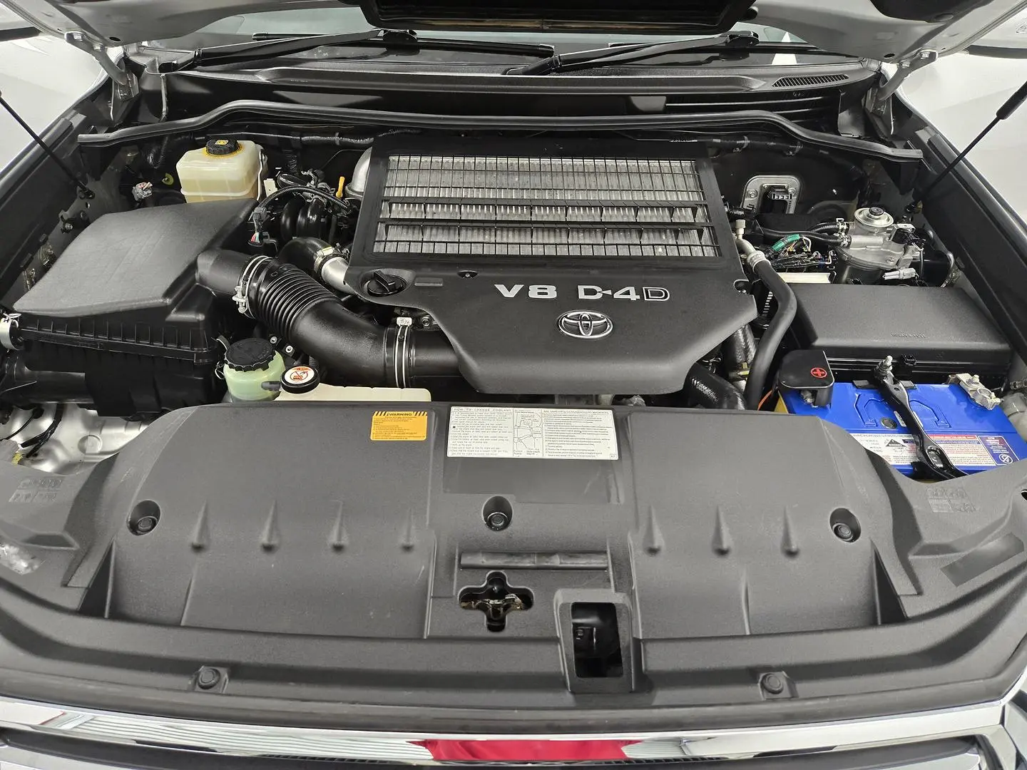 2018 Toyota Landcruiser Gallery Image 17