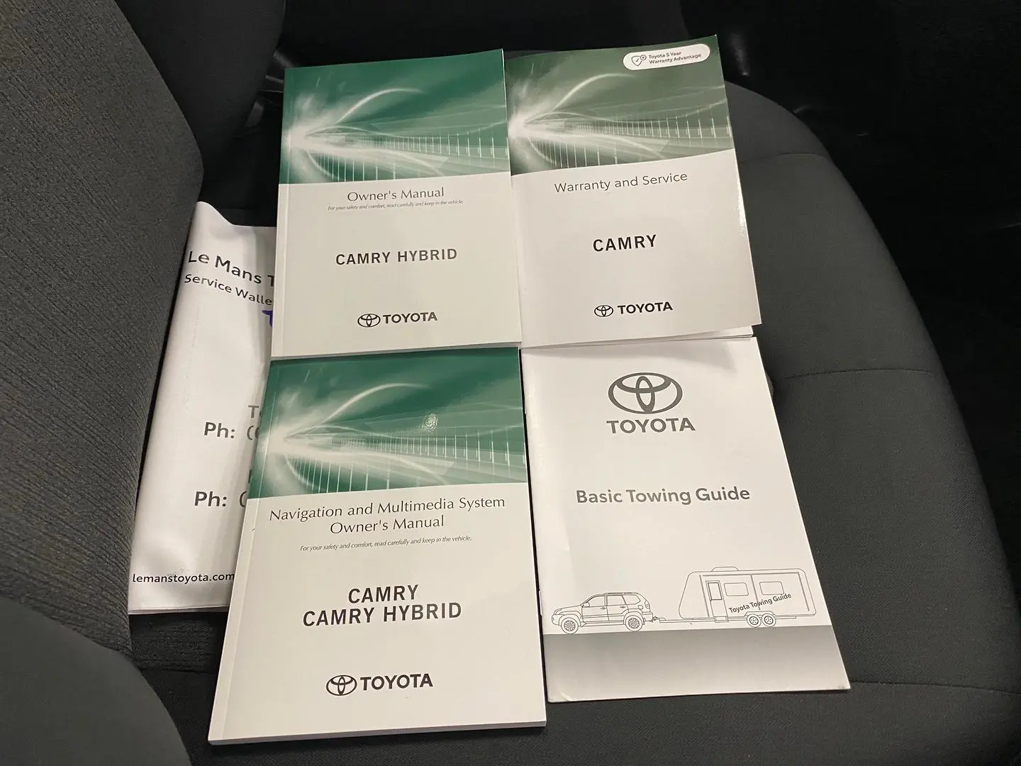 2023 Toyota Camry Gallery Image 32