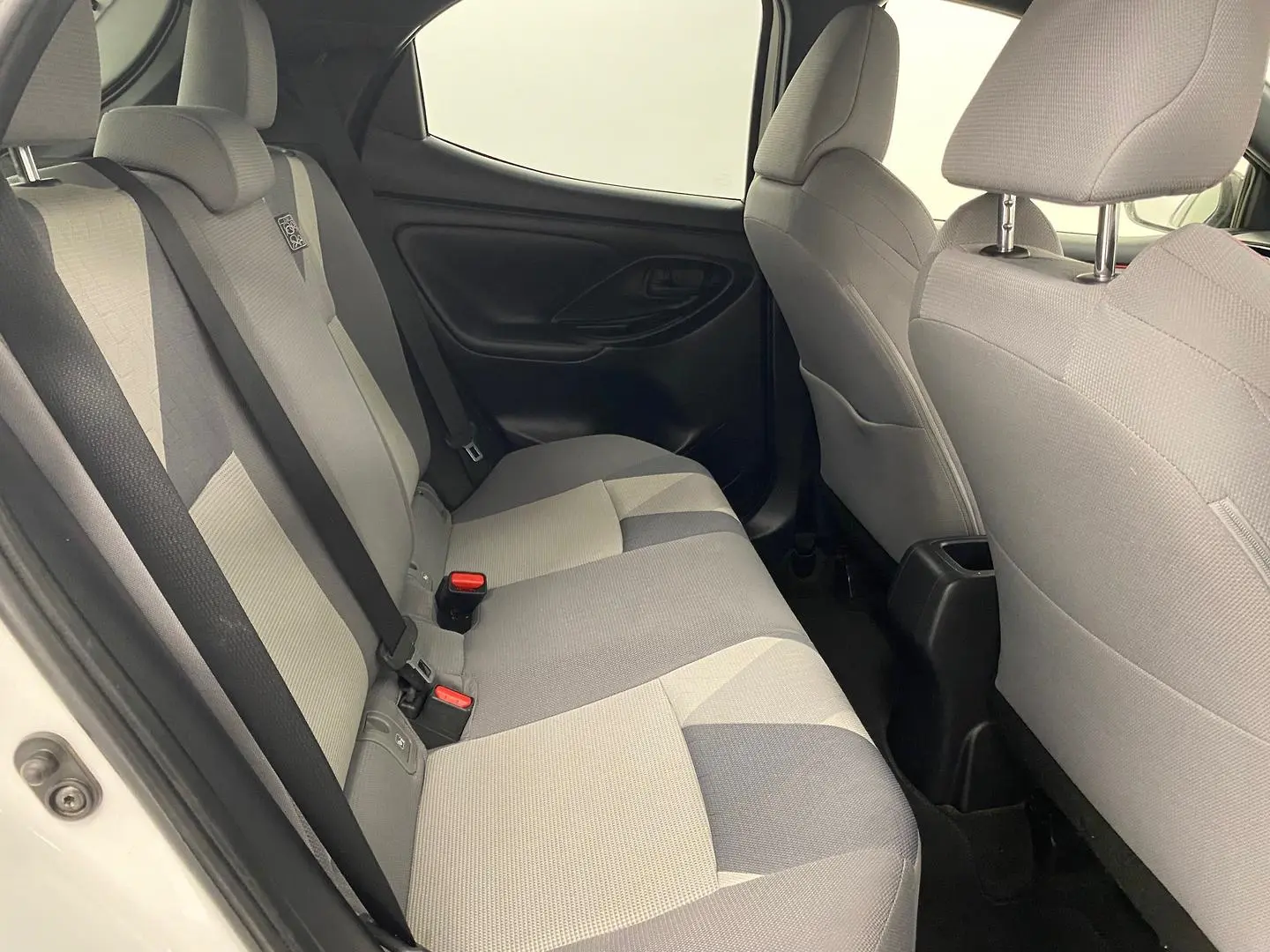 2020 Toyota Yaris Gallery Image 21