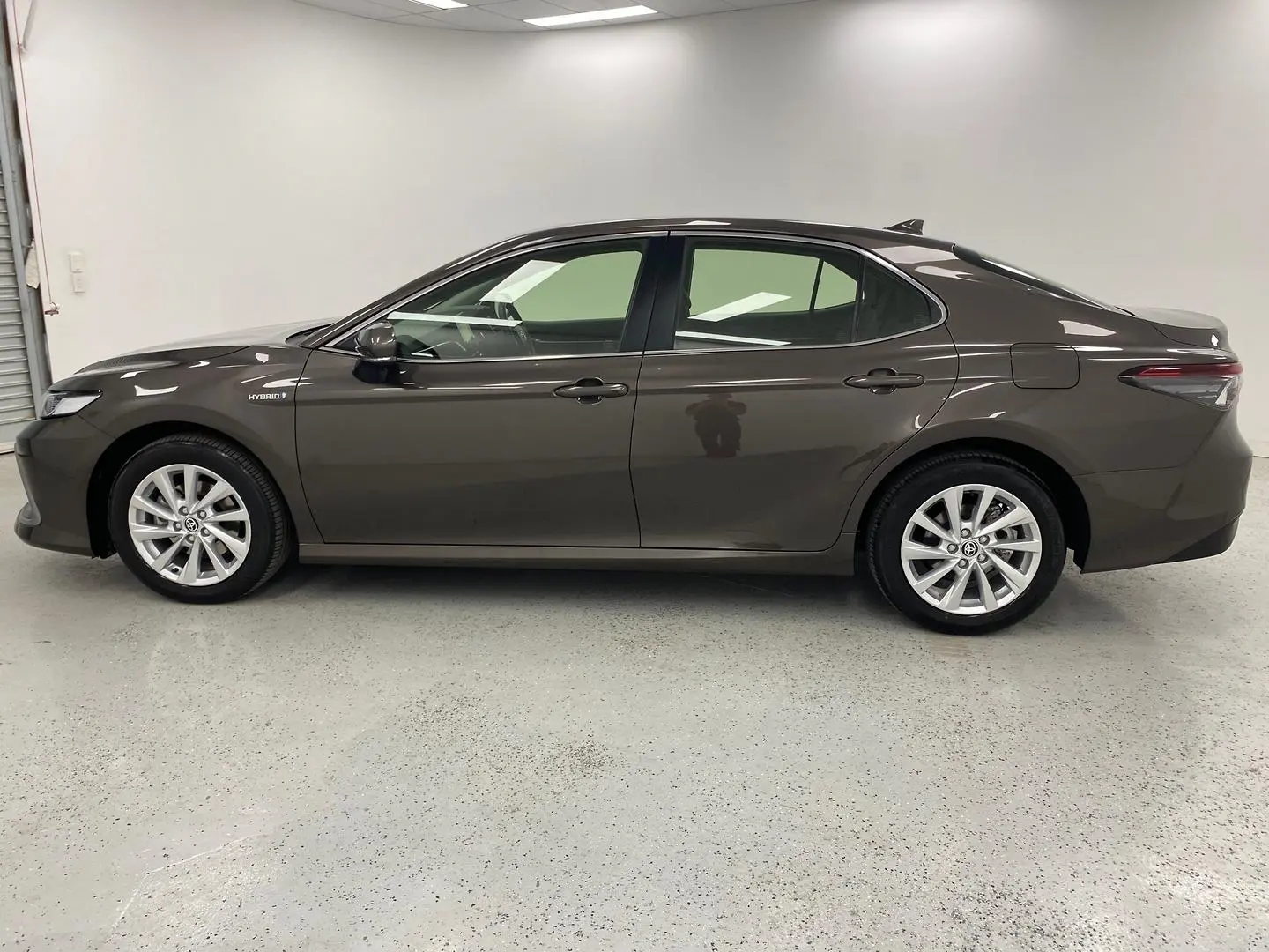 2023 Toyota Camry Gallery Image 6