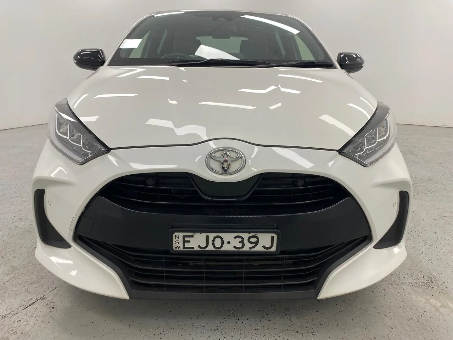 2020 Toyota Yaris Gallery Image 33