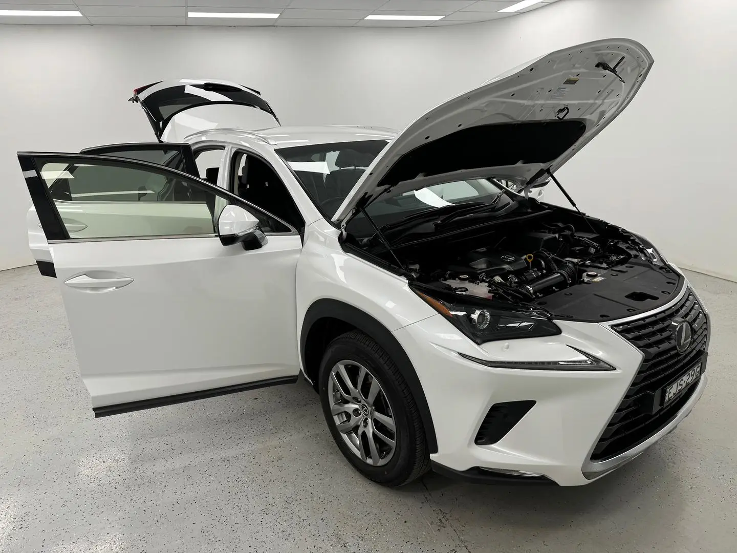2021 Lexus NX Gallery Image 7