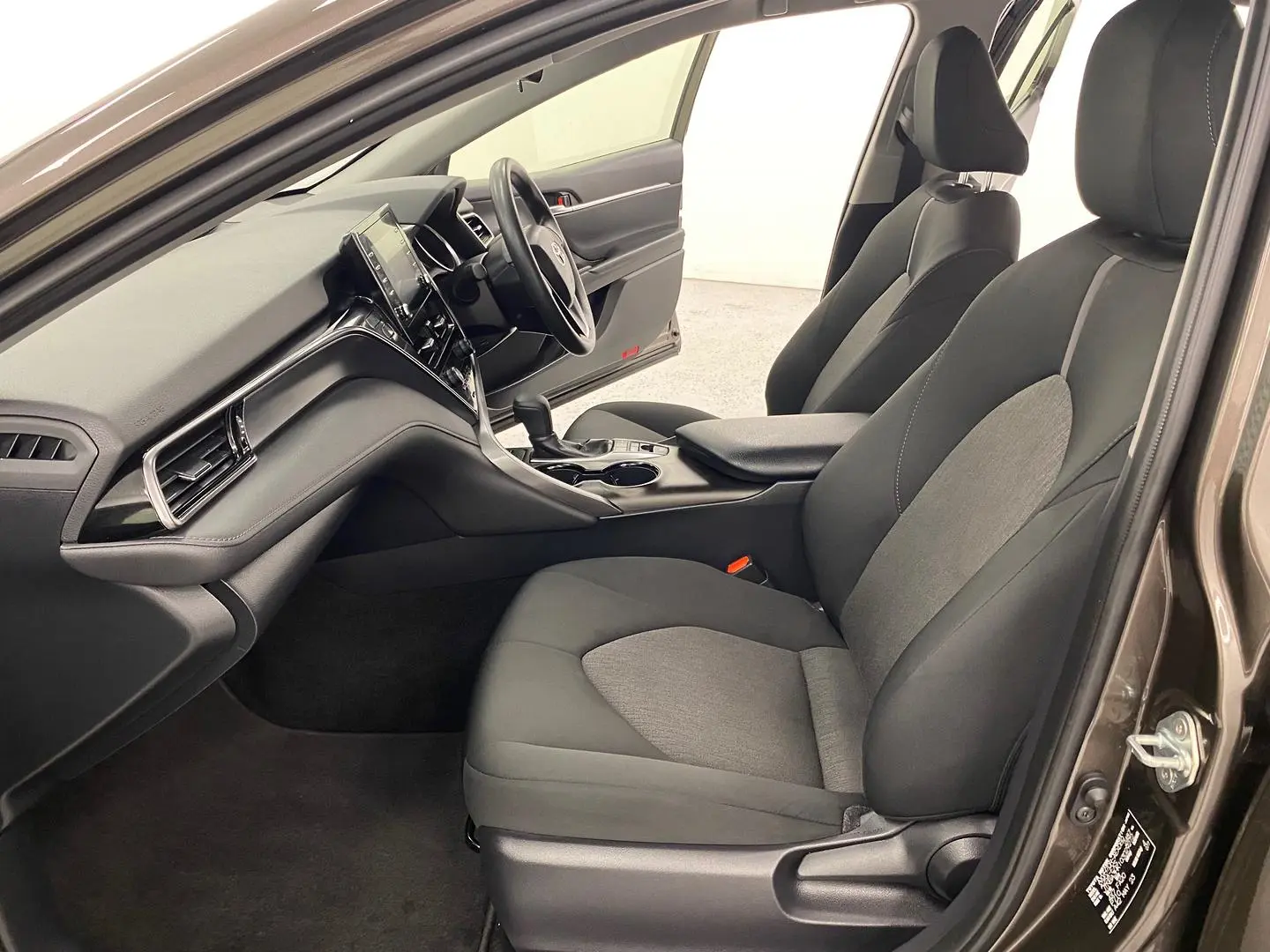 2023 Toyota Camry Gallery Image 18