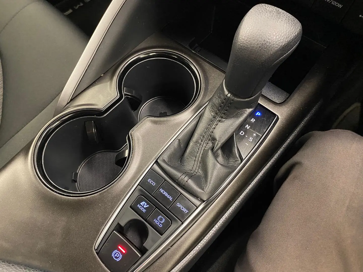 2023 Toyota Camry Gallery Image 29