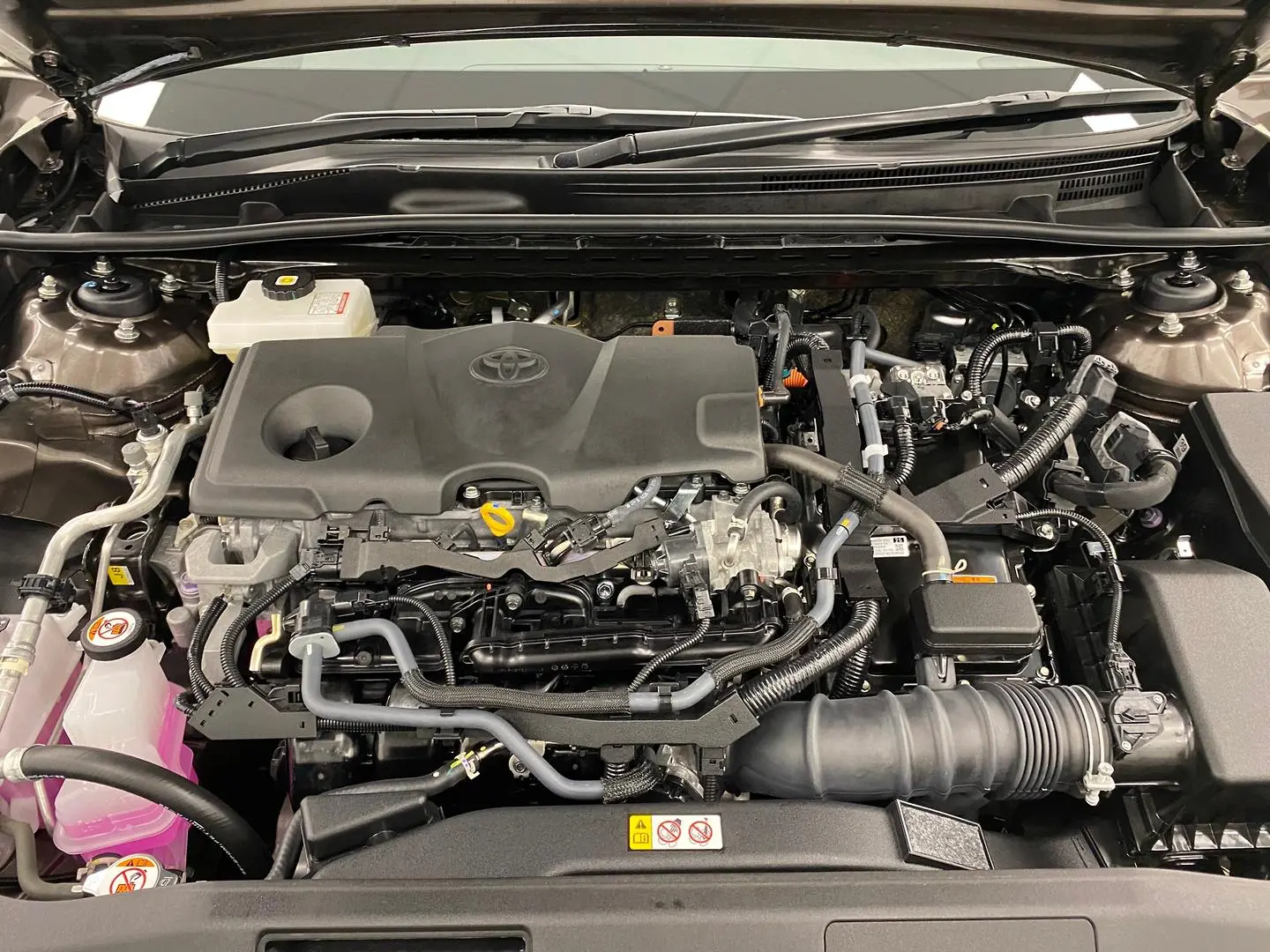 2023 Toyota Camry Gallery Image 17