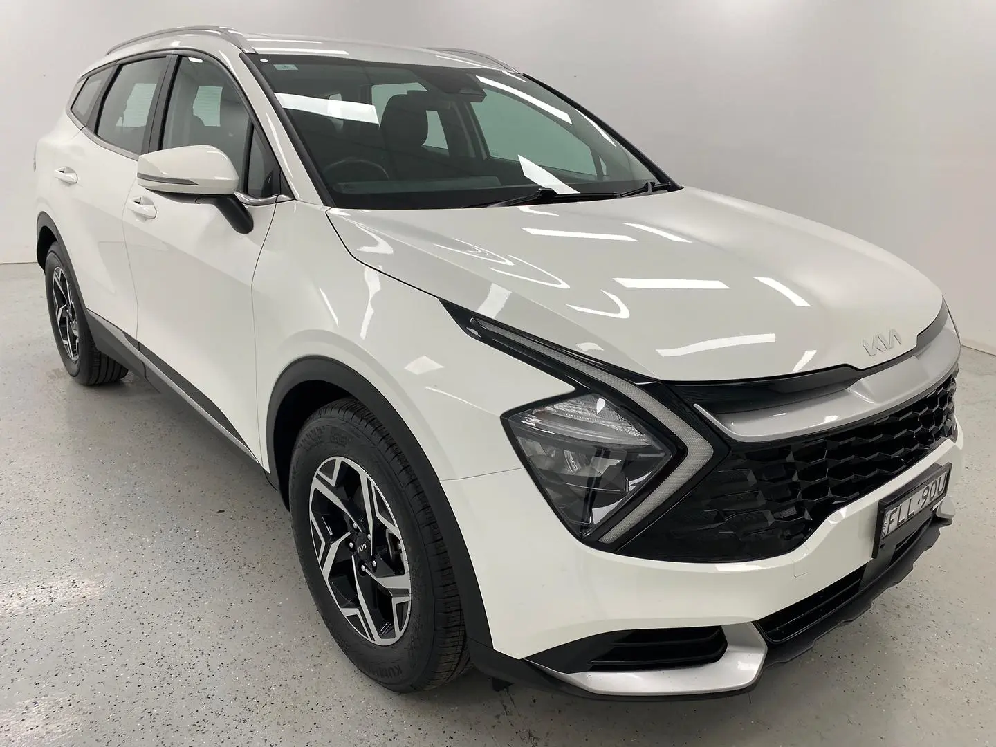 2022 Kia Sportage Gallery Image 1