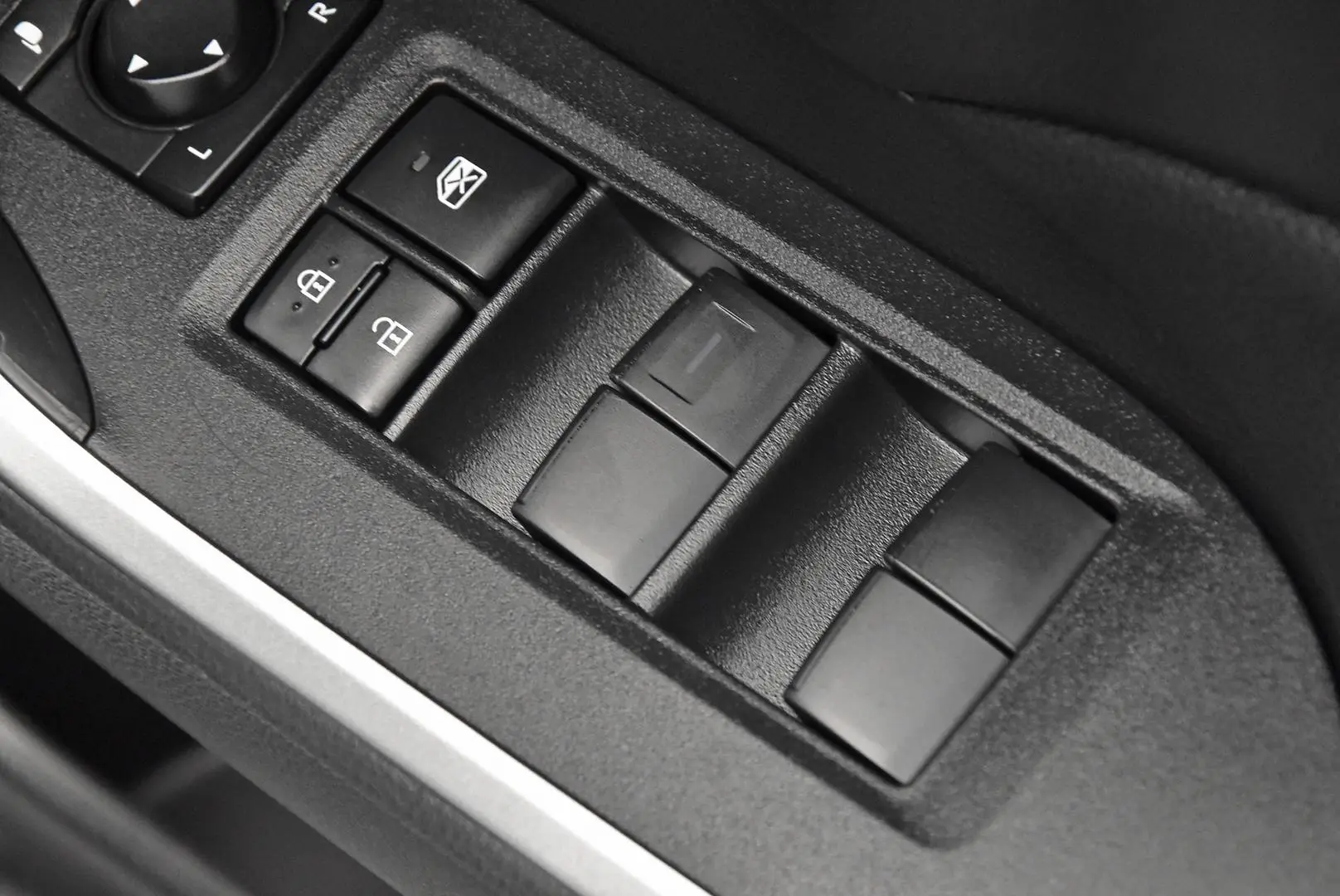 2024 Toyota RAV4 Gallery Image 10