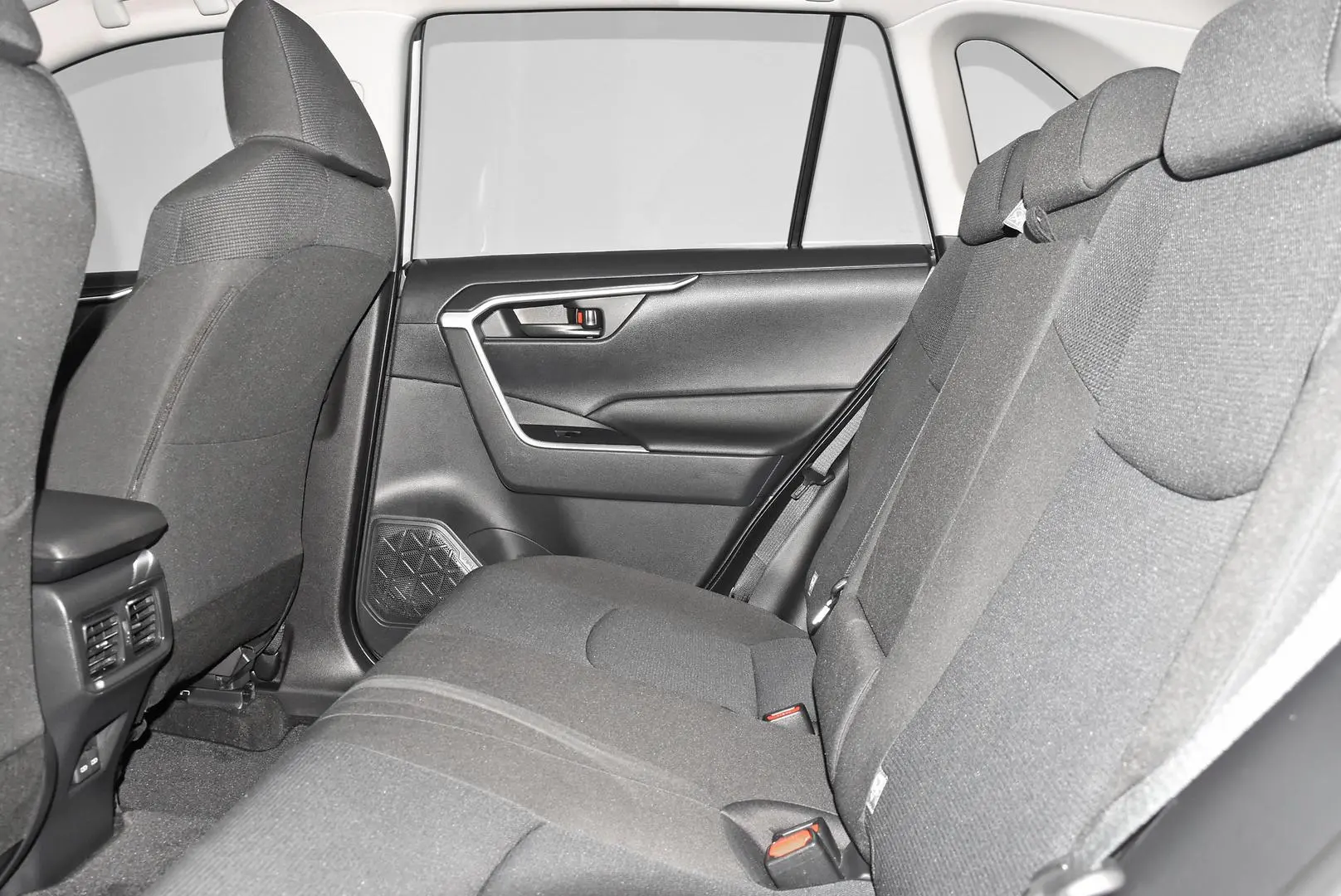 2024 Toyota RAV4 Gallery Image 19