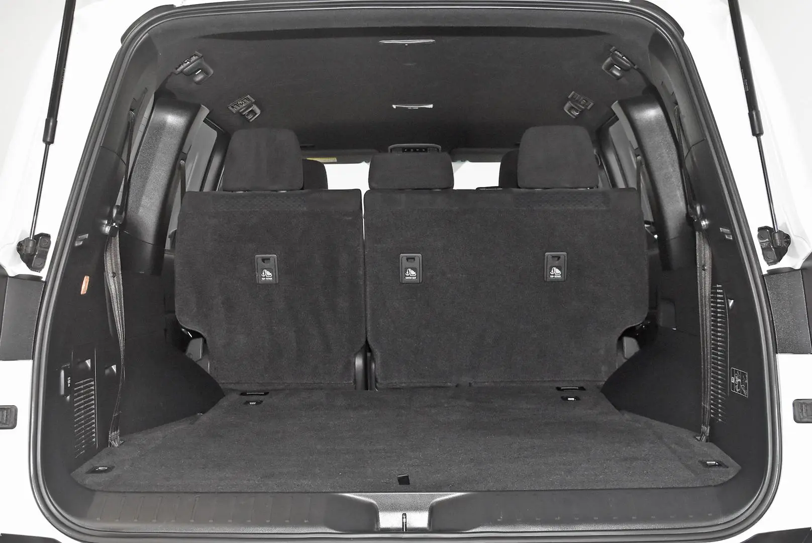 2024 Toyota Landcruiser Gallery Image 18