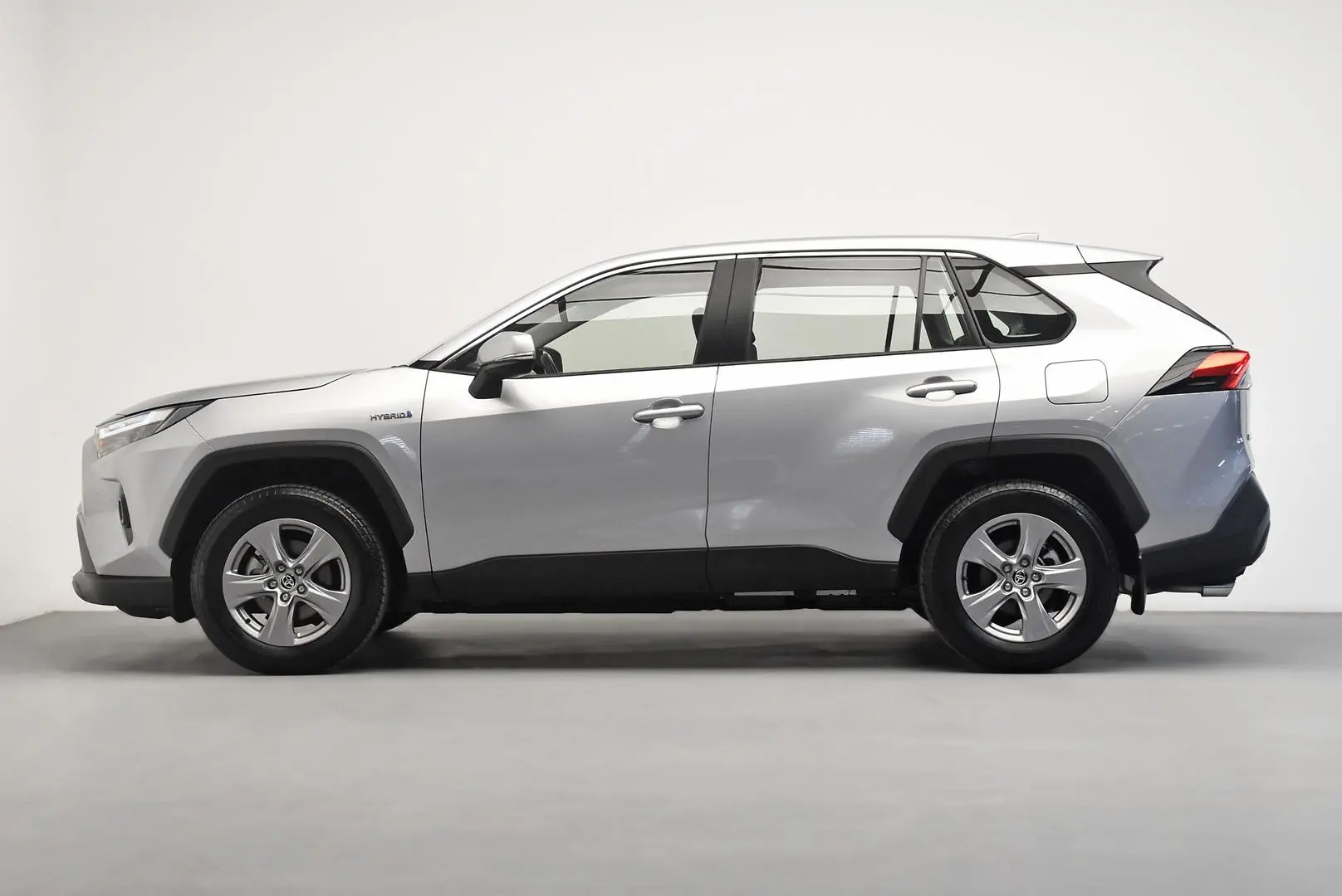 2024 Toyota RAV4 Gallery Image 4