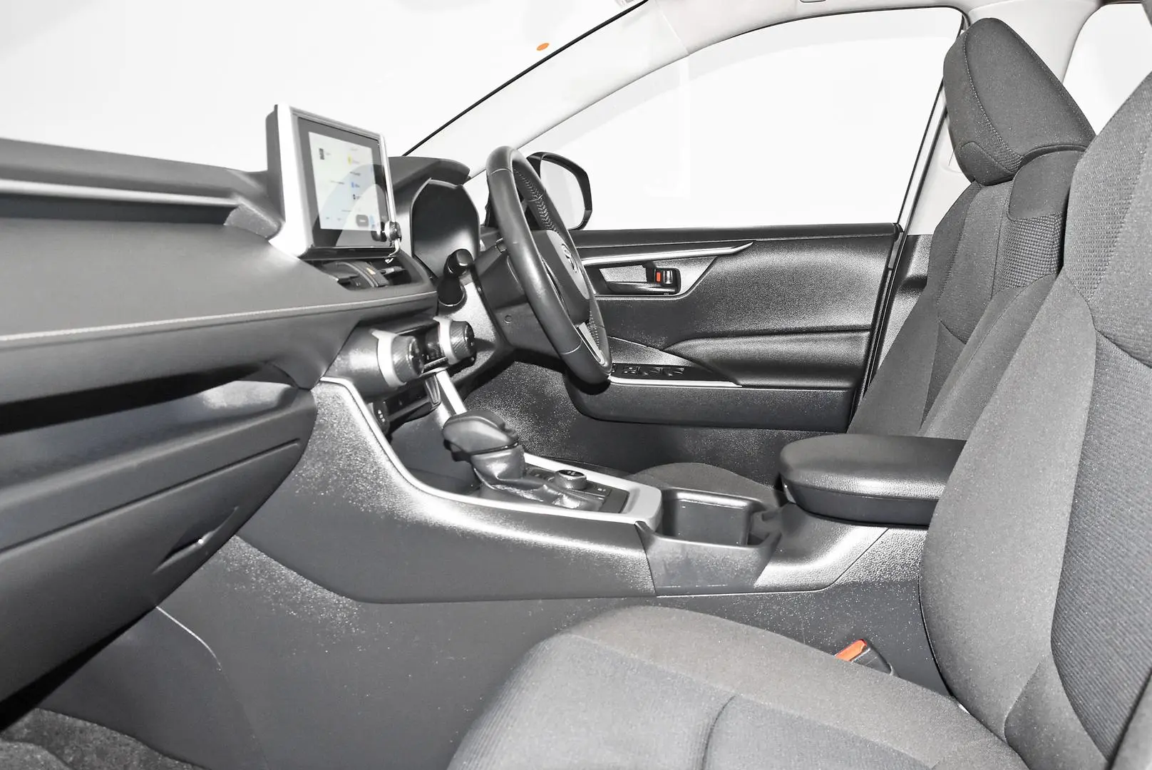 2024 Toyota RAV4 Gallery Image 18