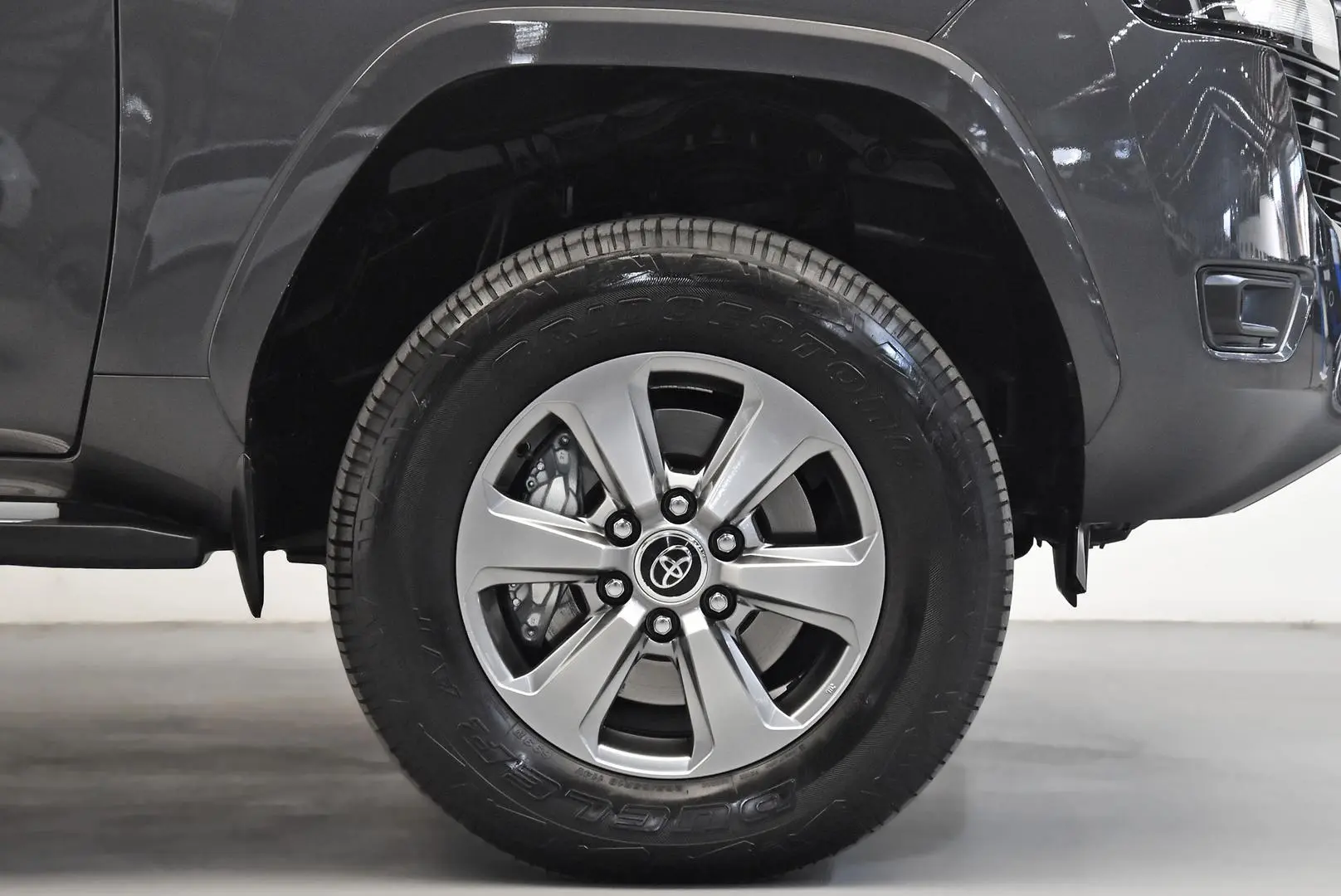 2023 Toyota Landcruiser Gallery Image 22