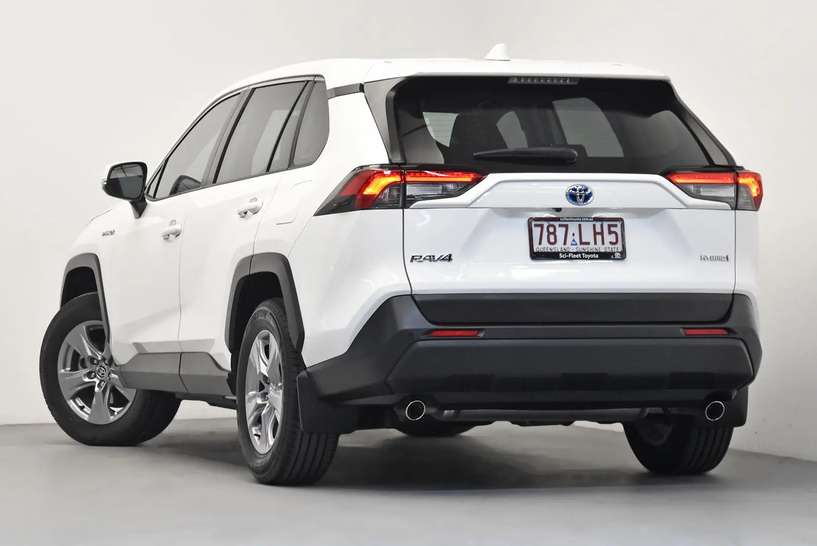 2024 Toyota RAV4 Gallery Image 5