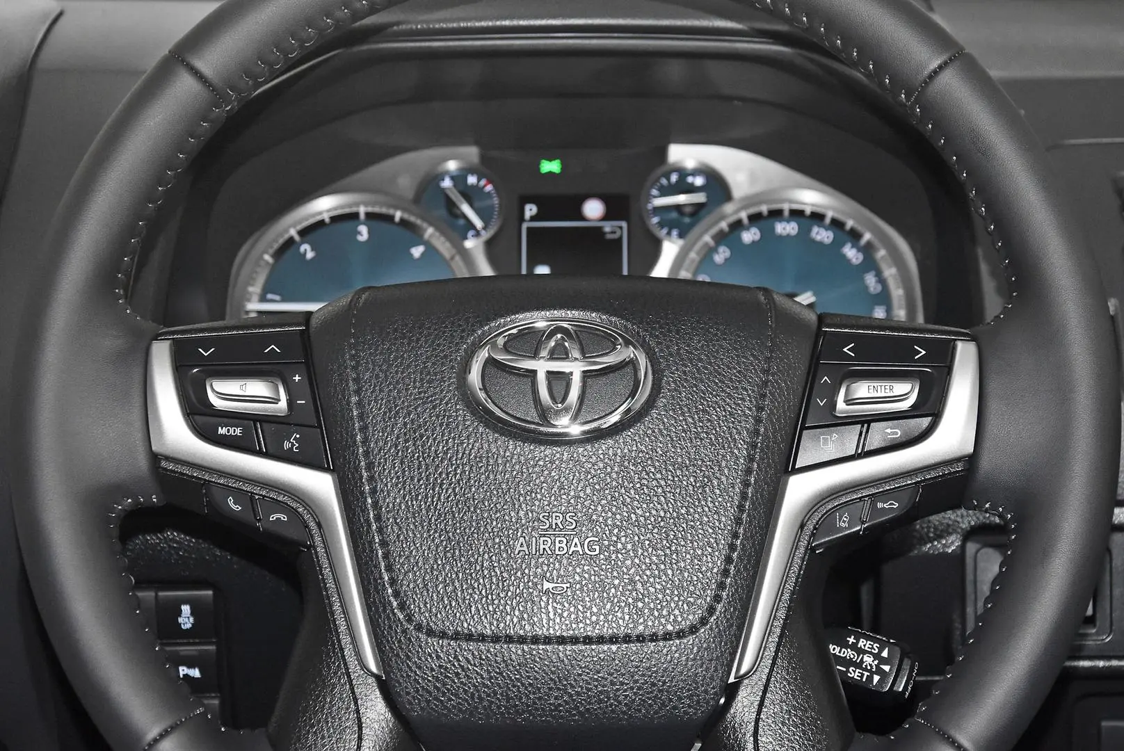 2021 Toyota Landcruiser Prado Gallery Image 14