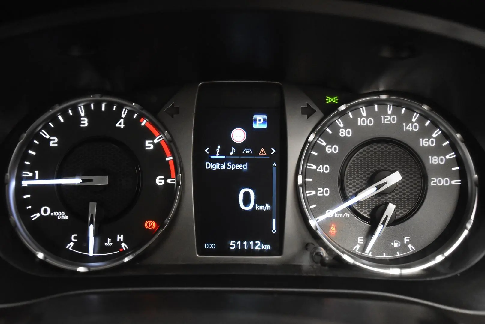 2023 Toyota Hilux Gallery Image 10