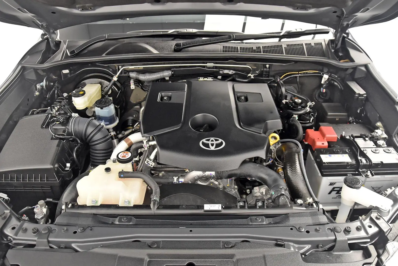 2024 Toyota Hilux Gallery Image 22