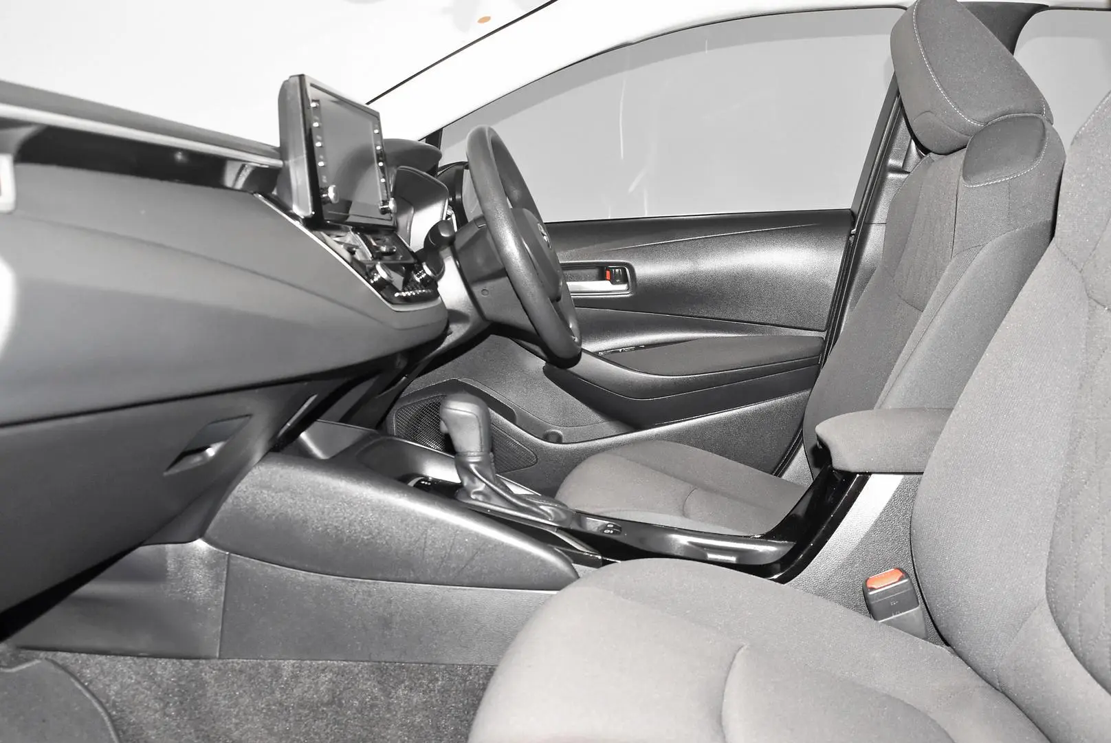 2022 Toyota Corolla Gallery Image 17