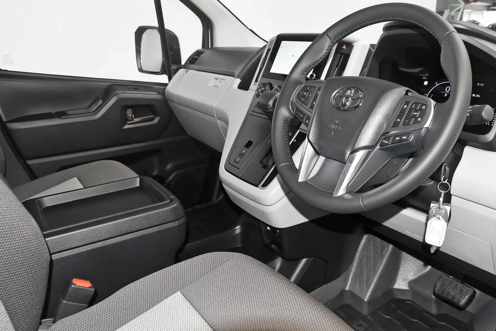 2025 Toyota Hiace Gallery Image 8