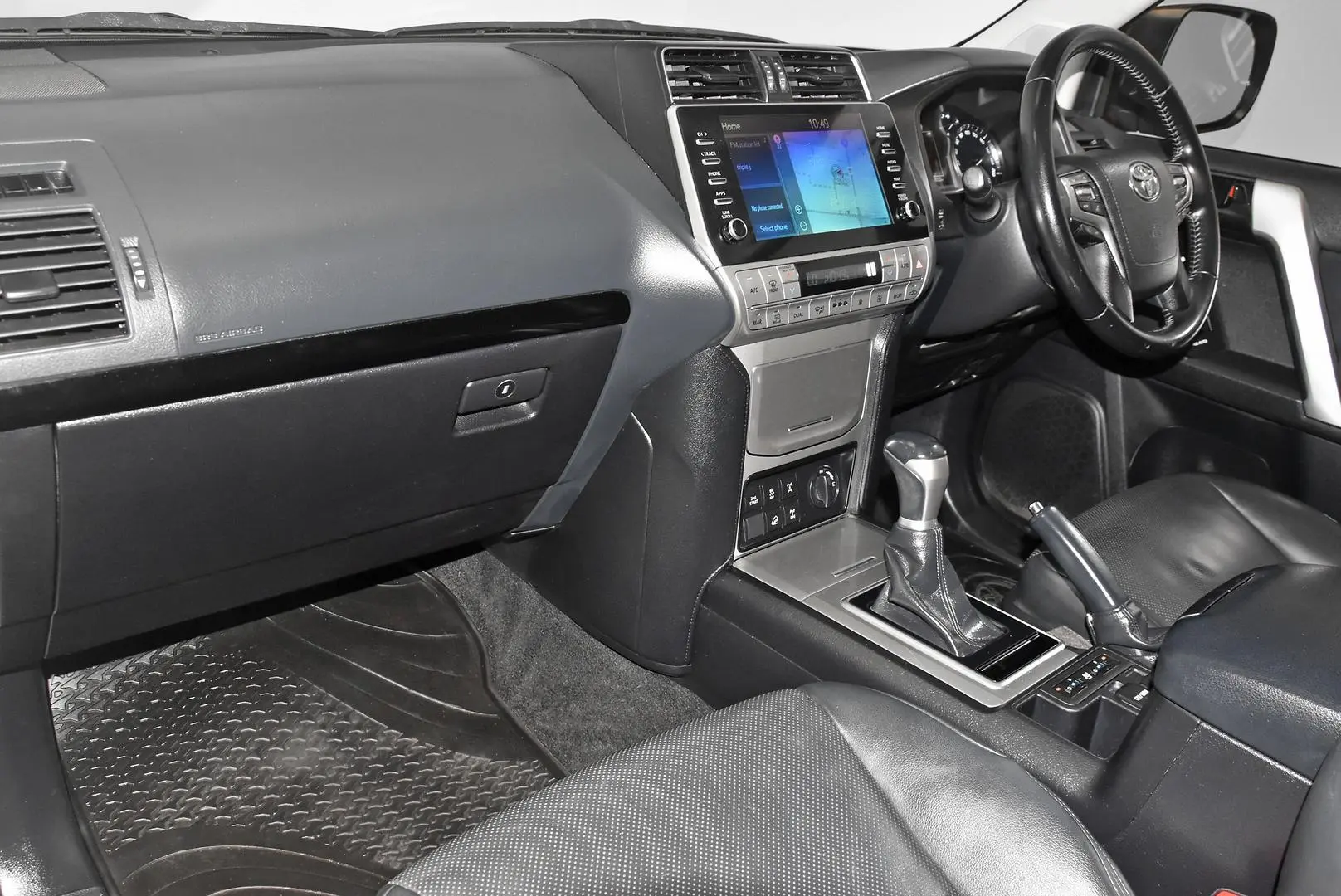 2020 Toyota Landcruiser Prado Gallery Image 15