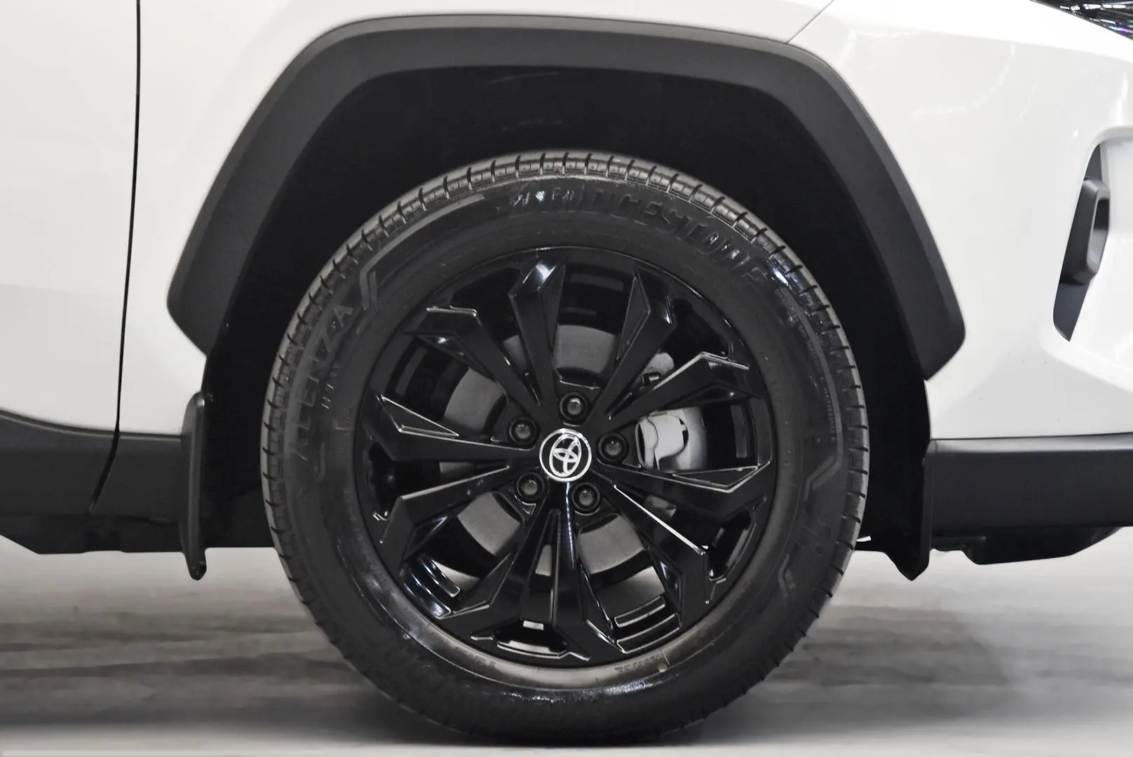 2022 Toyota RAV4 Gallery Image 25