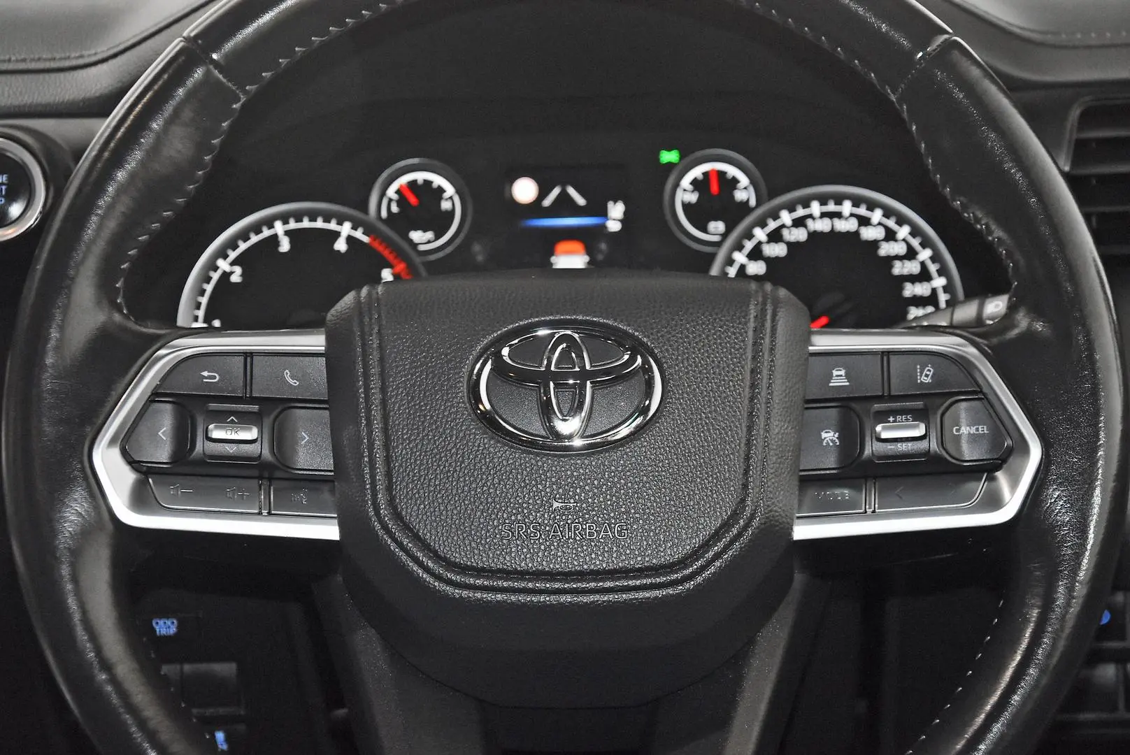 2023 Toyota Landcruiser Gallery Image 14