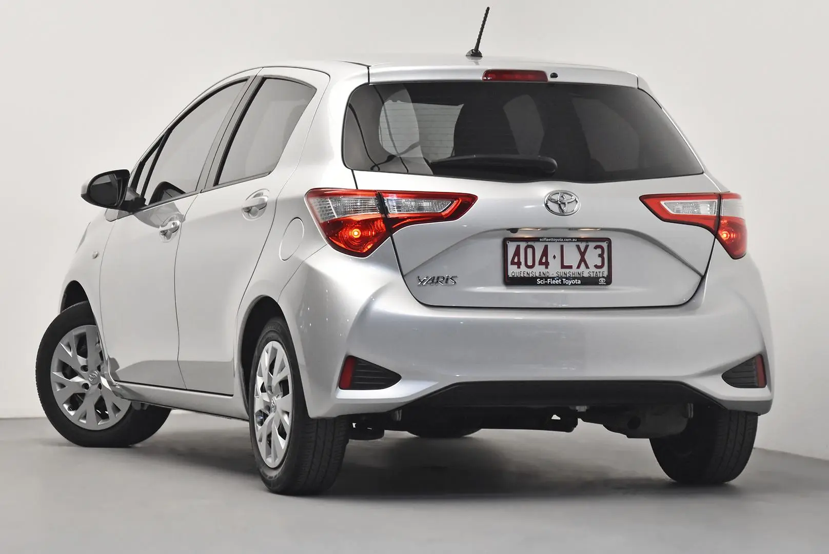 2018 Toyota Yaris Gallery Image 5