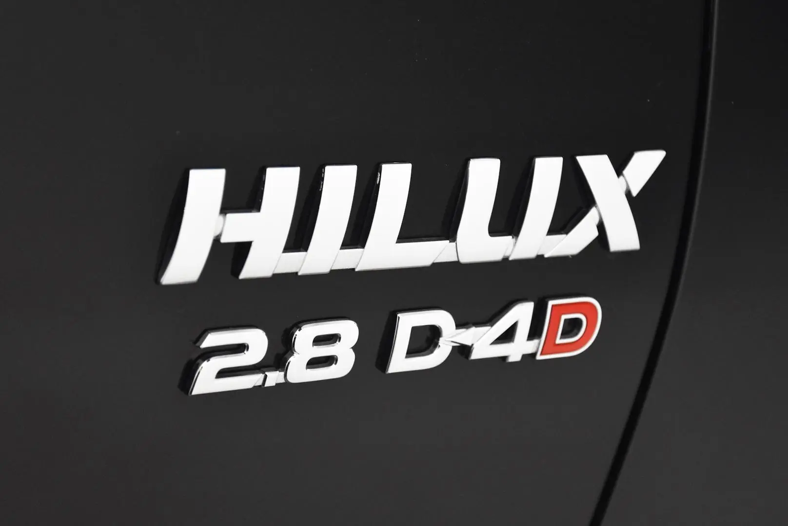 2024 Toyota Hilux Gallery Image 7