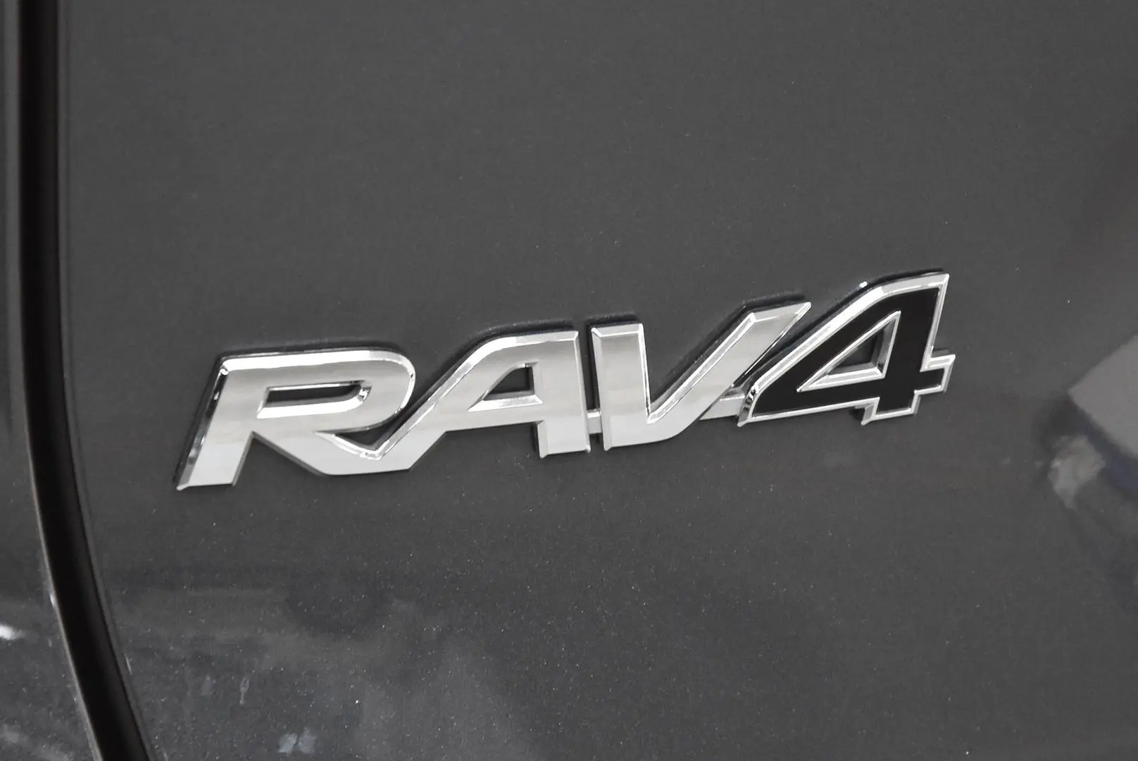 2023 Toyota RAV4 Gallery Image 7