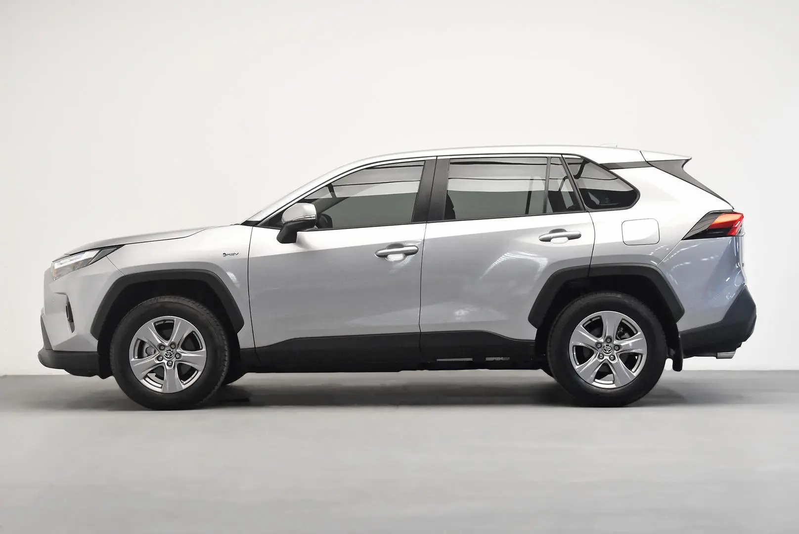 2024 Toyota RAV4 Gallery Image 4