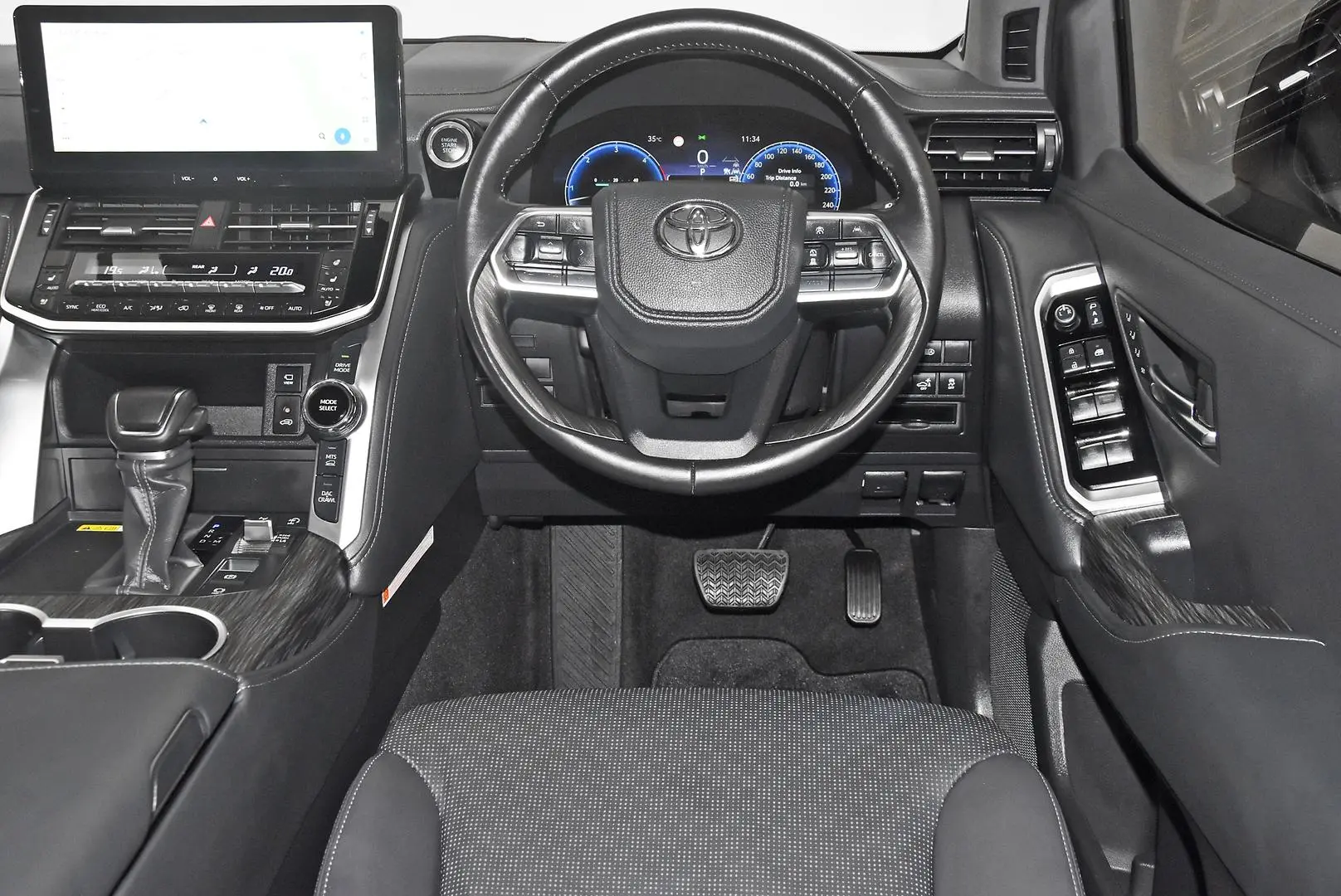 2025 Toyota Landcruiser Gallery Image 14