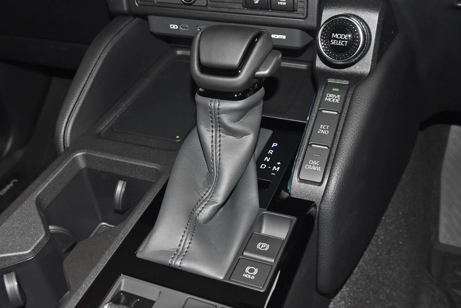 2025 Toyota Landcruiser Prado Gallery Image 12