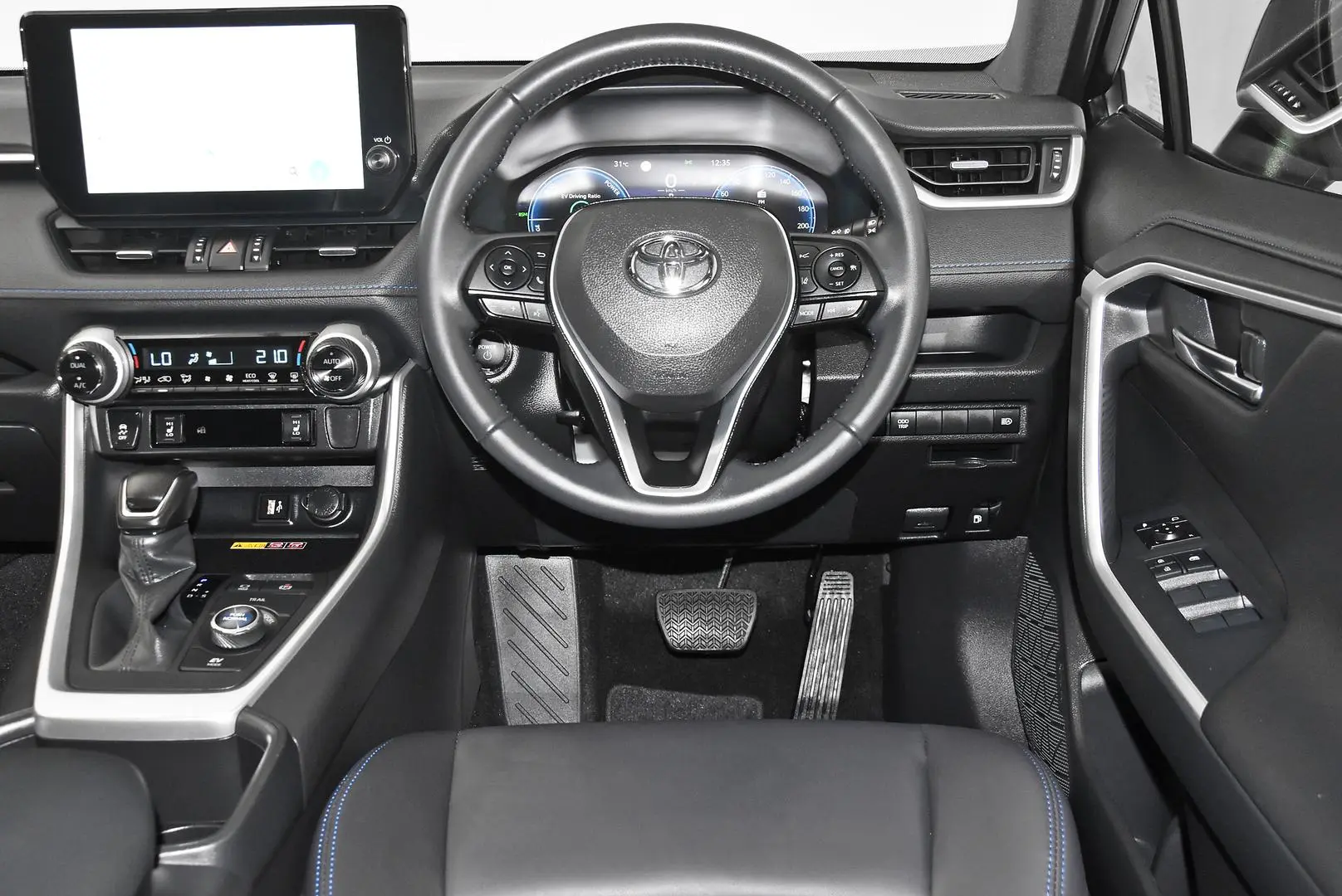 2024 Toyota RAV4 Gallery Image 15