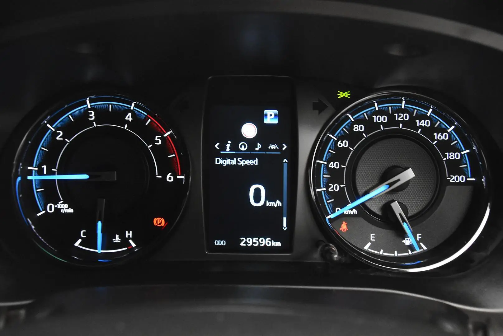 2024 Toyota Hilux Gallery Image 10