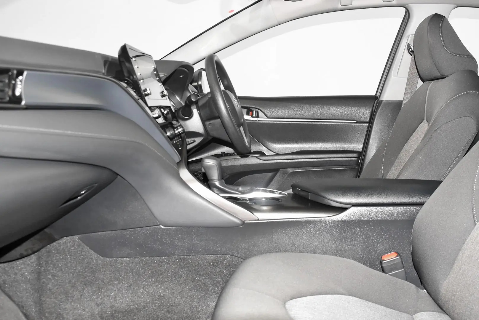 2024 Toyota Camry Gallery Image 17