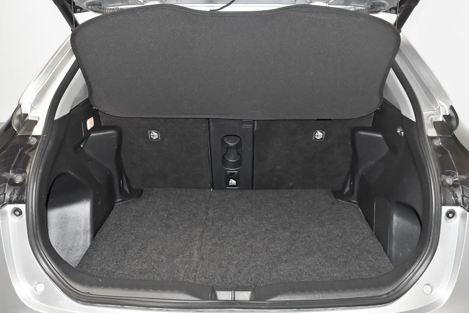 2021 Toyota Yaris Cross Gallery Image 21