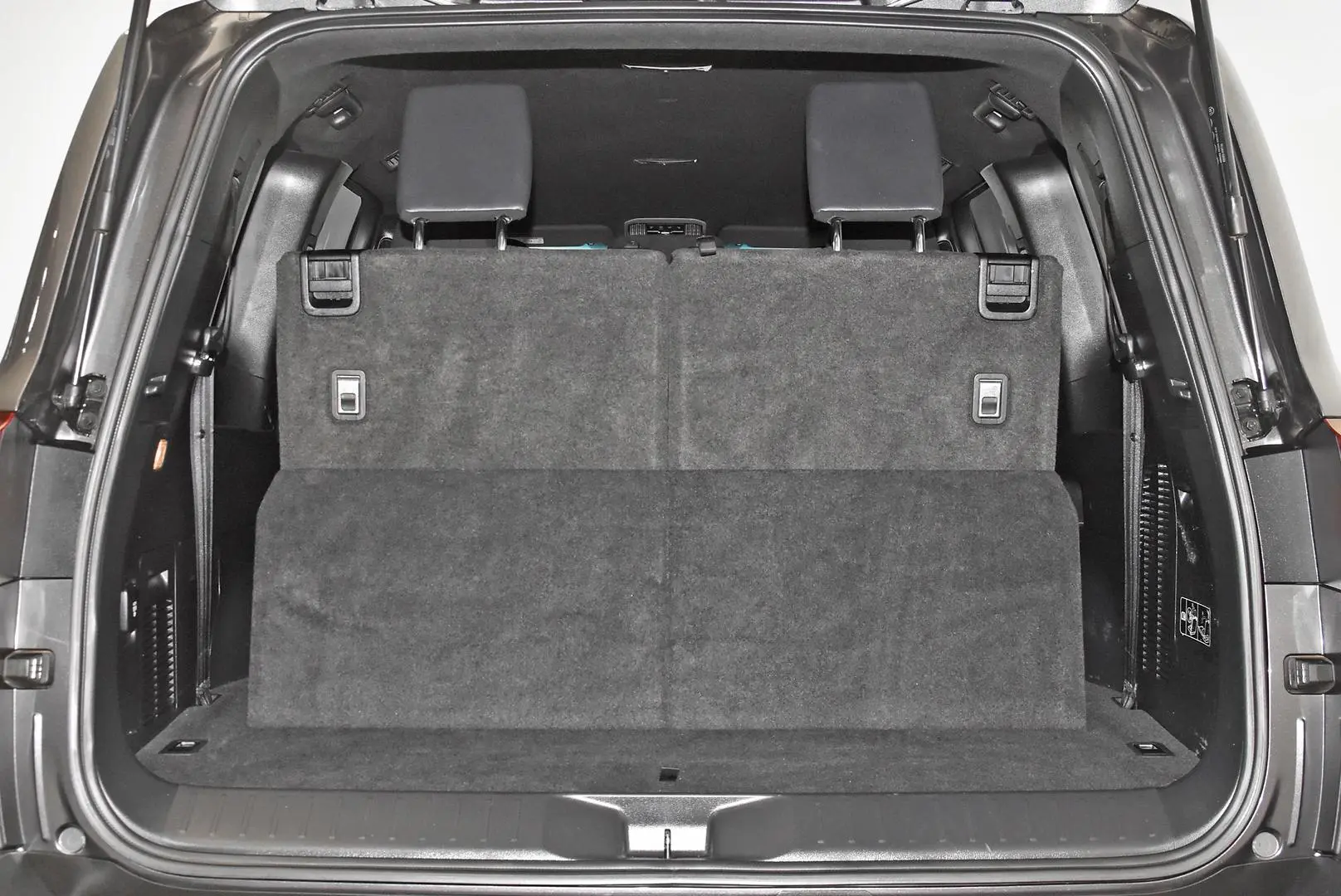 2023 Toyota Landcruiser Gallery Image 20