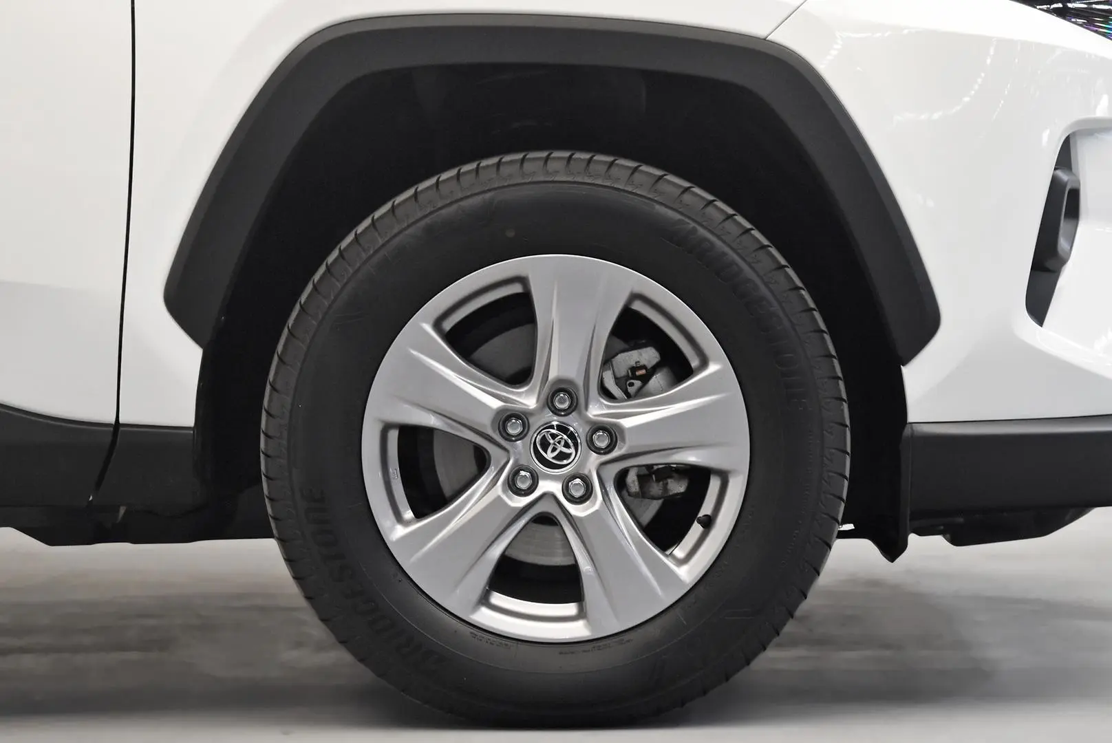 2024 Toyota RAV4 Gallery Image 23