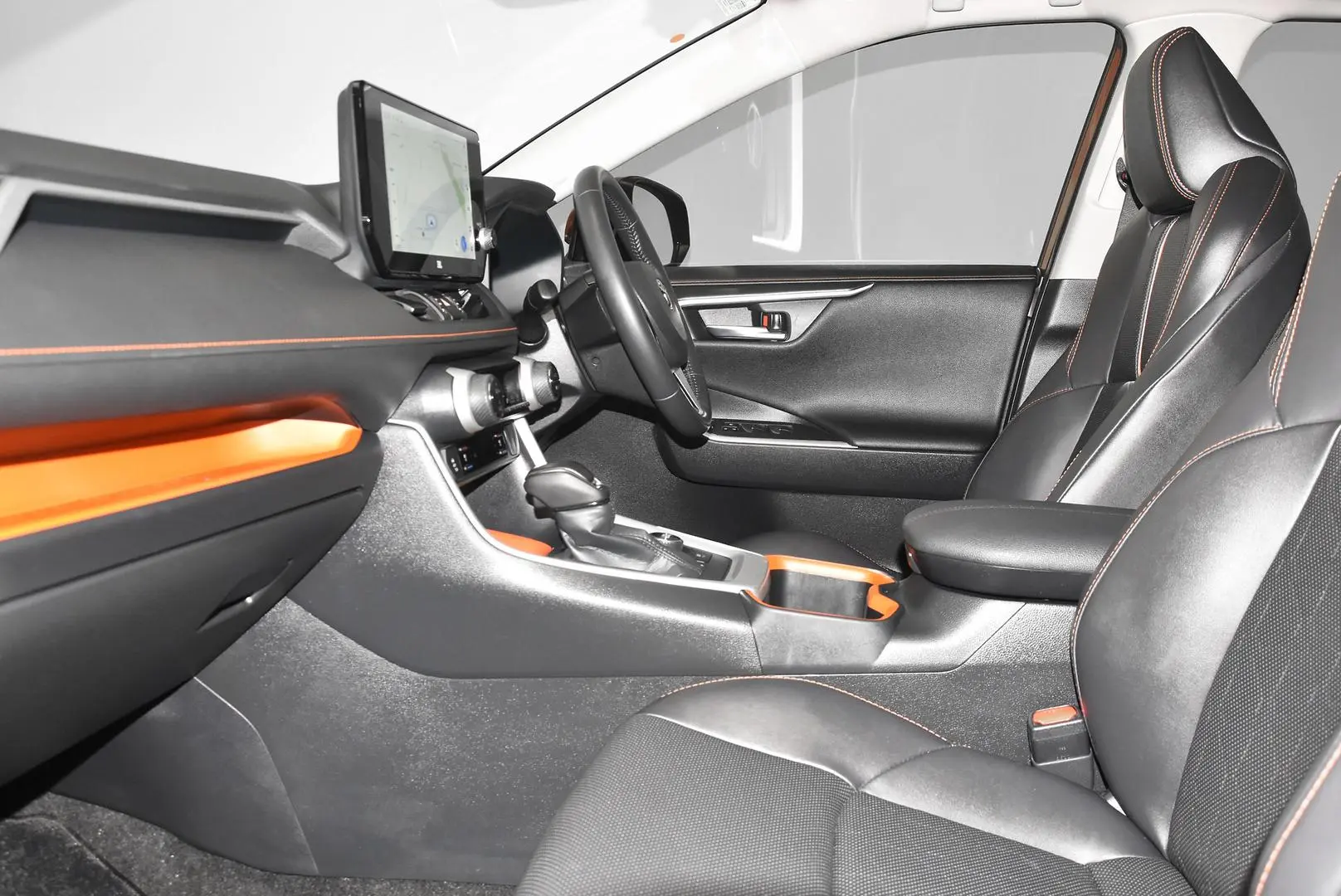 2023 Toyota RAV4 Gallery Image 18