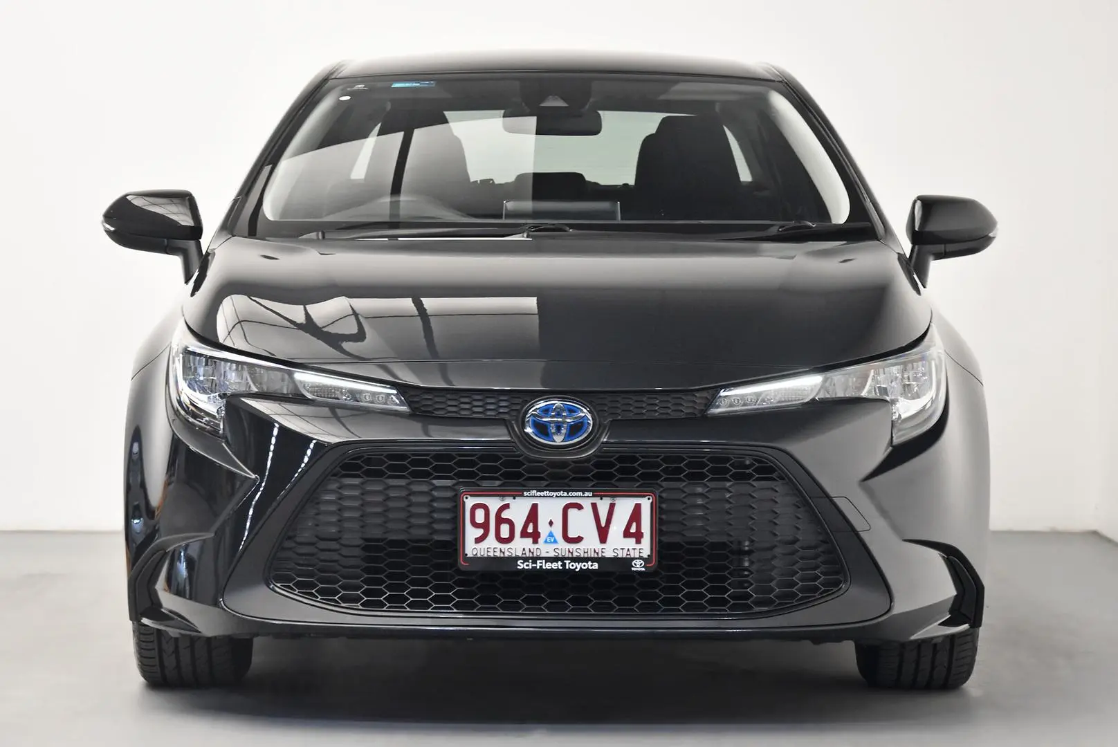2021 Toyota Corolla Gallery Image 2