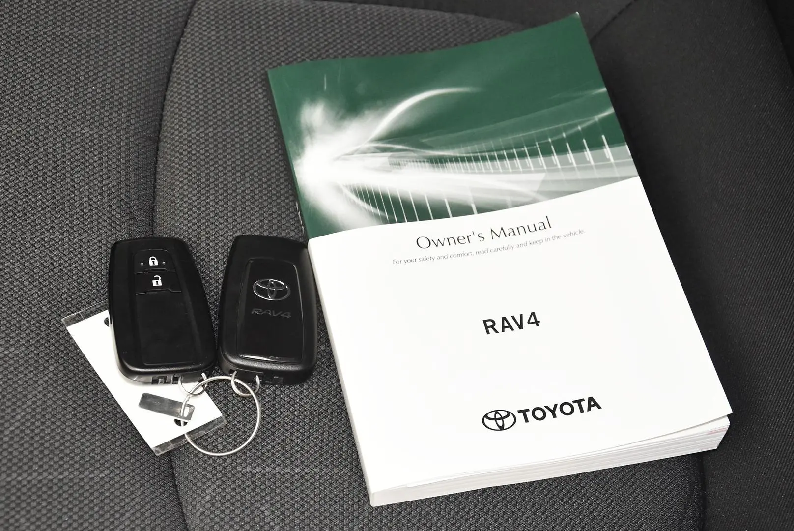 2024 Toyota RAV4 Gallery Image 20