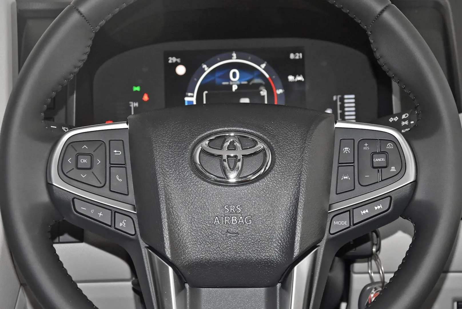 2025 Toyota Hiace Gallery Image 15