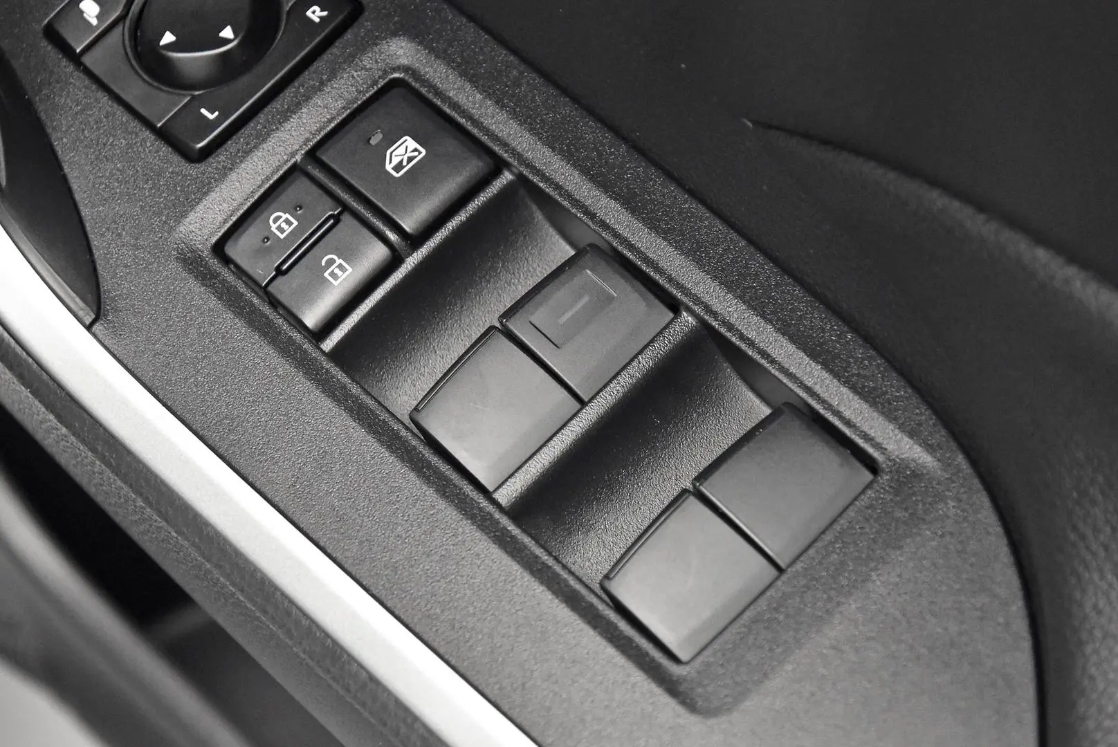 2024 Toyota RAV4 Gallery Image 10