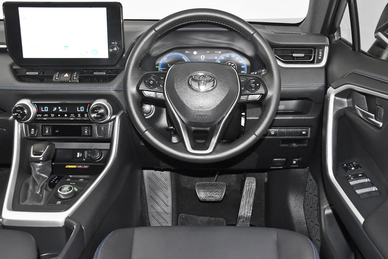 2025 Toyota RAV4 Gallery Image 15