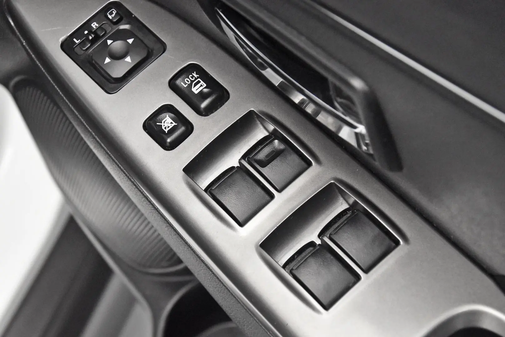 2019 Mitsubishi ASX Gallery Image 9