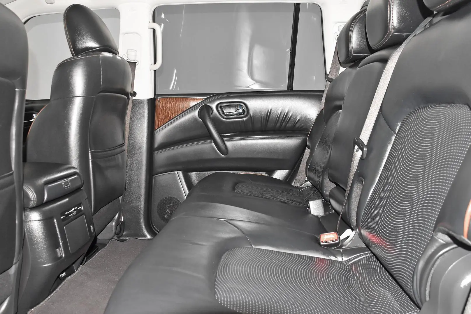 2024 Nissan Patrol Gallery Image 17