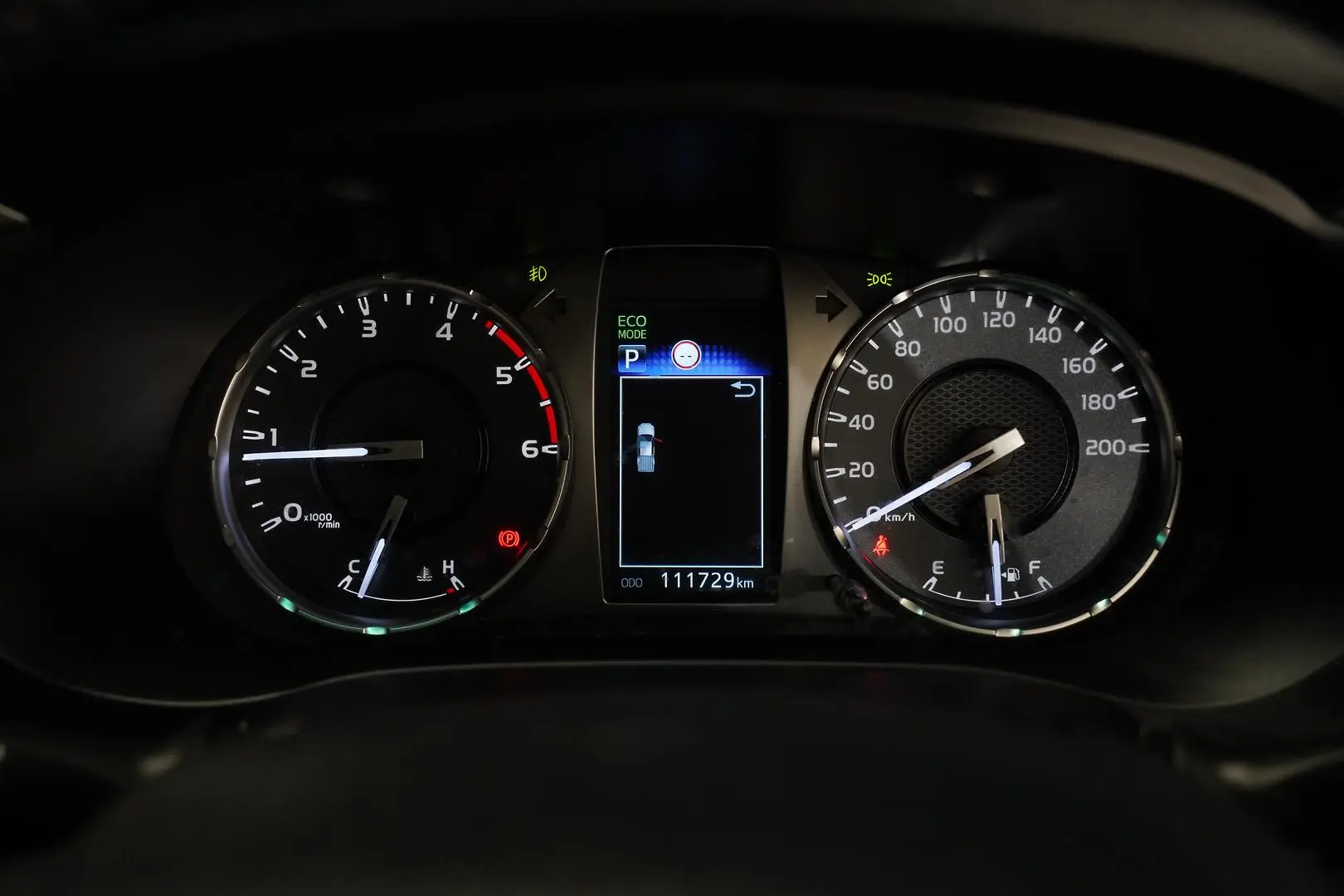 2021 Toyota Hilux Gallery Image 12