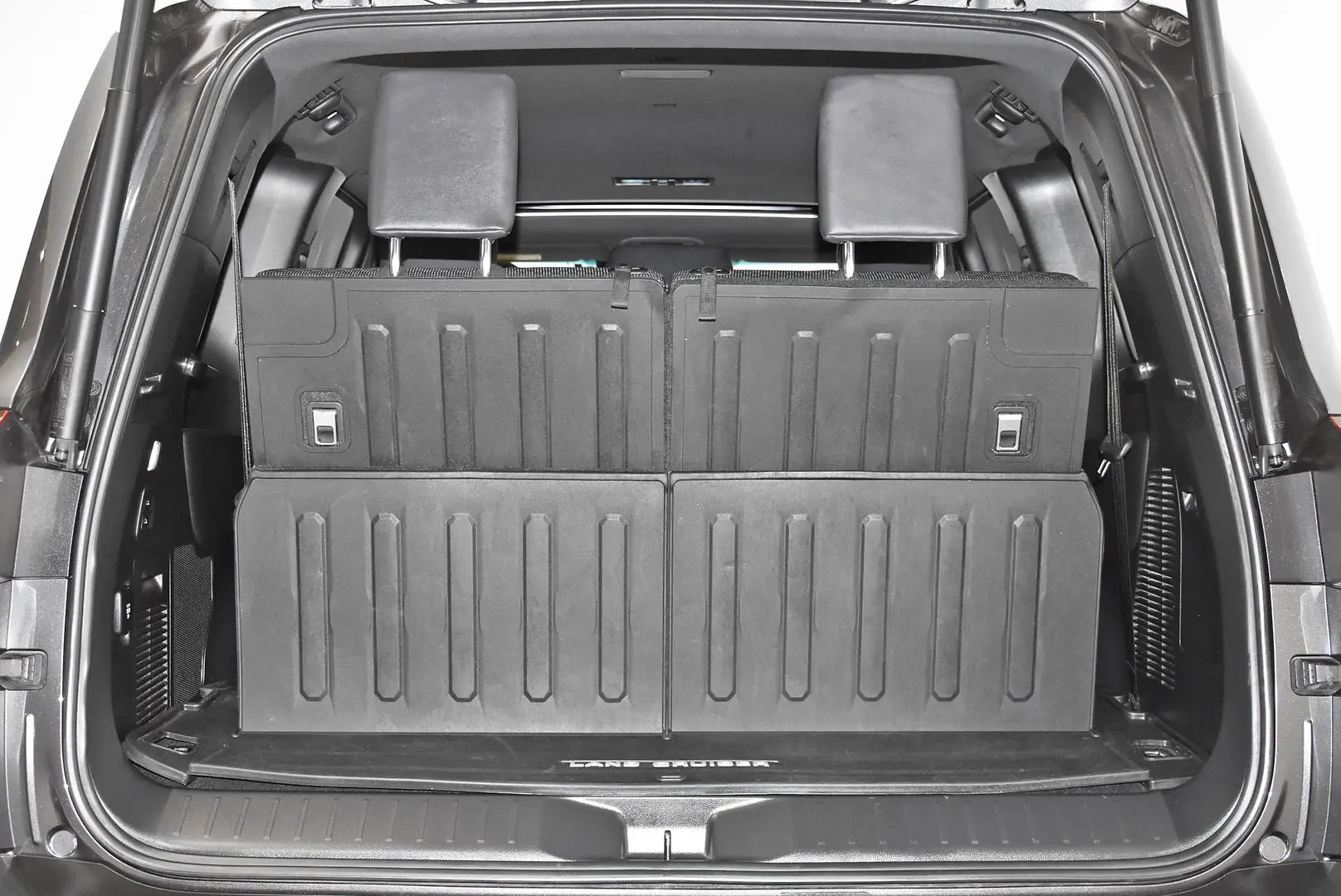 2023 Toyota Landcruiser Gallery Image 22