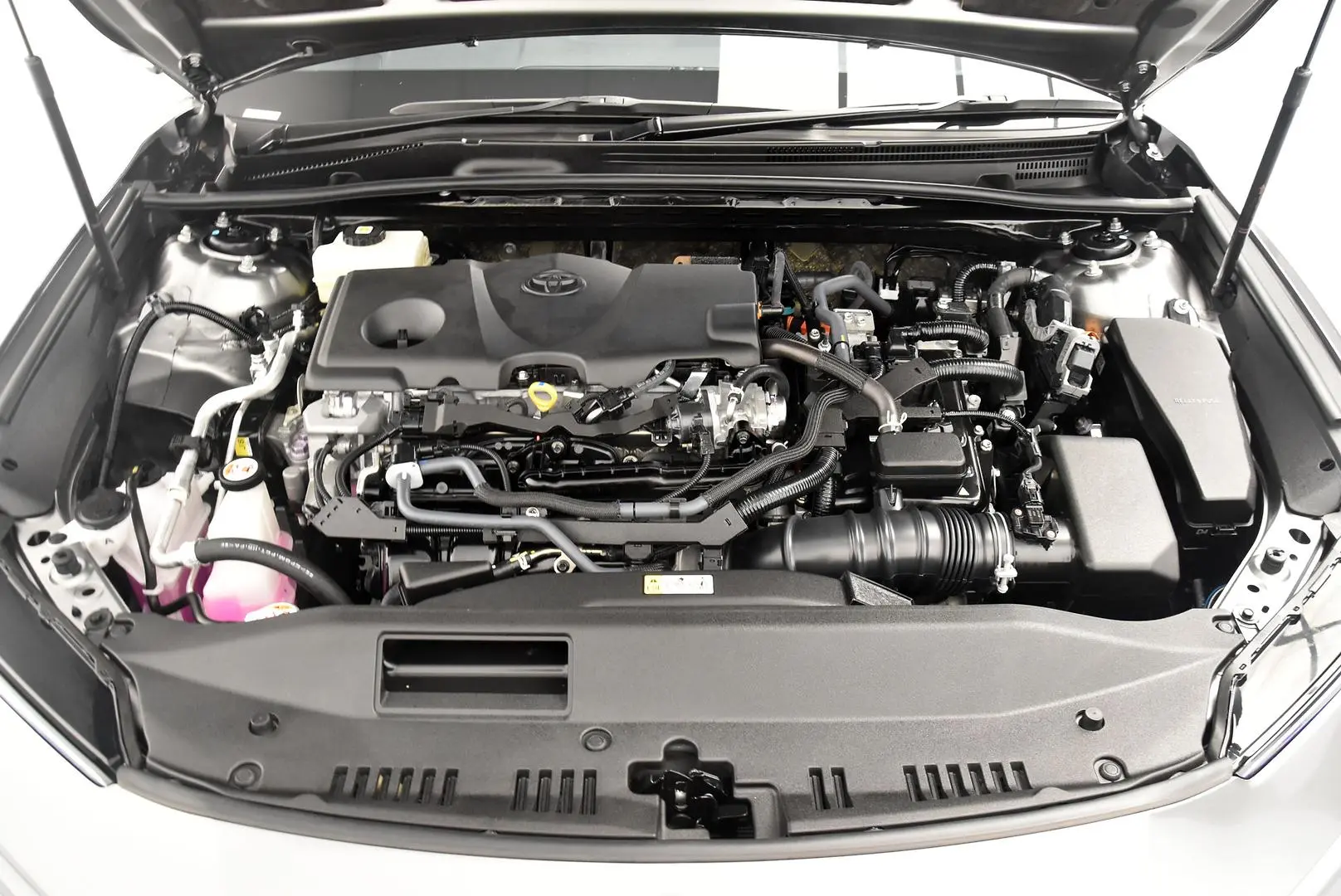 2024 Toyota Camry Gallery Image 21